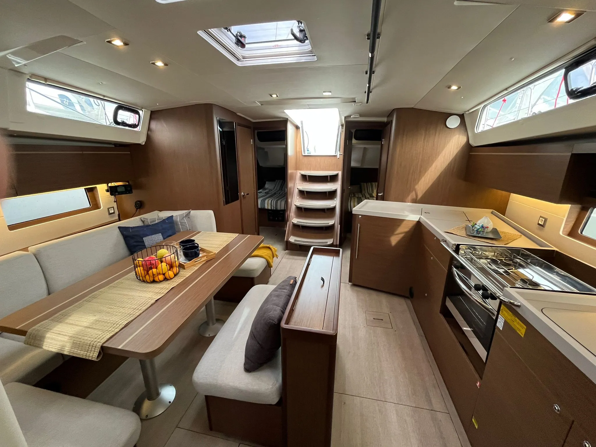 Oceanis 46.1 SUMMER SPIRIT — yacht photo 2