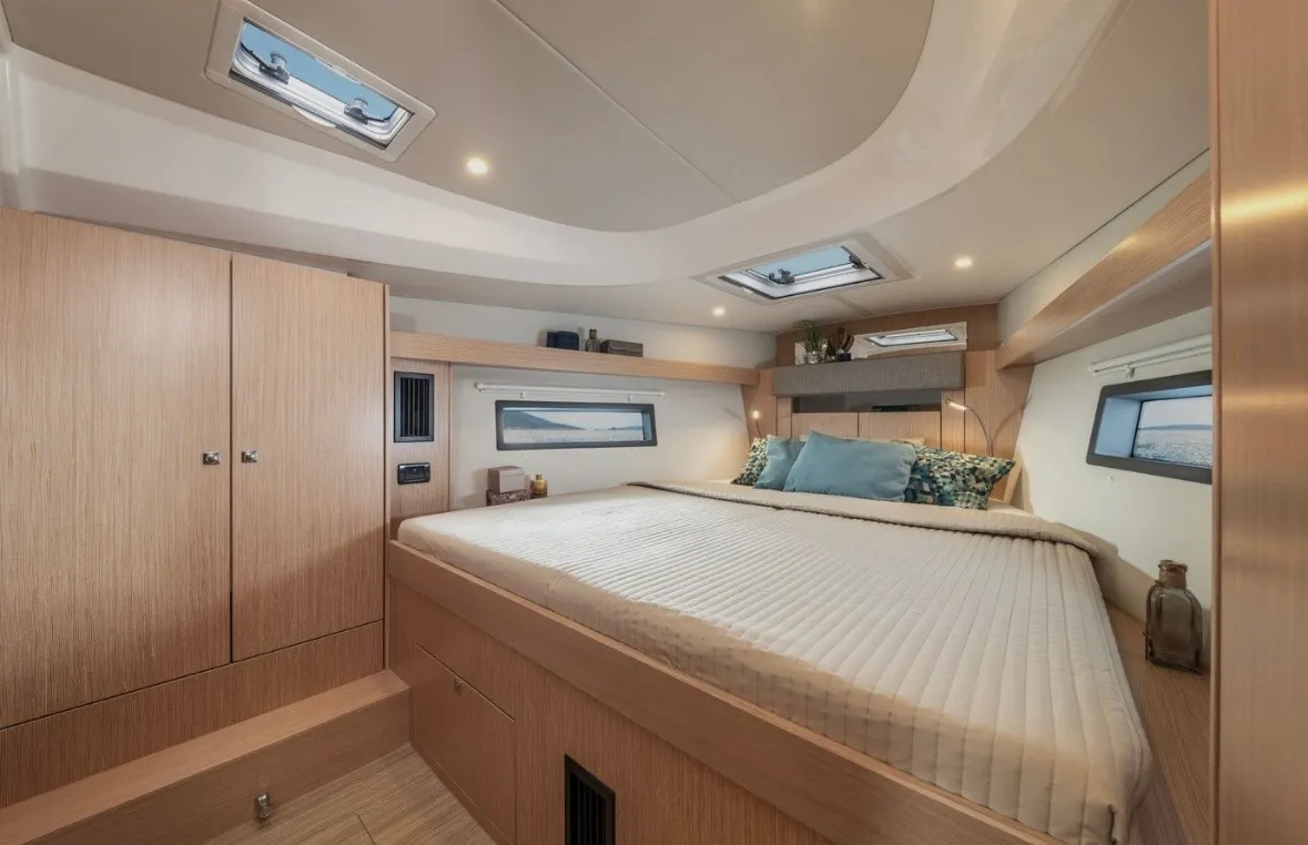 Bavaria C42 HORIZON — jahtikuva 2