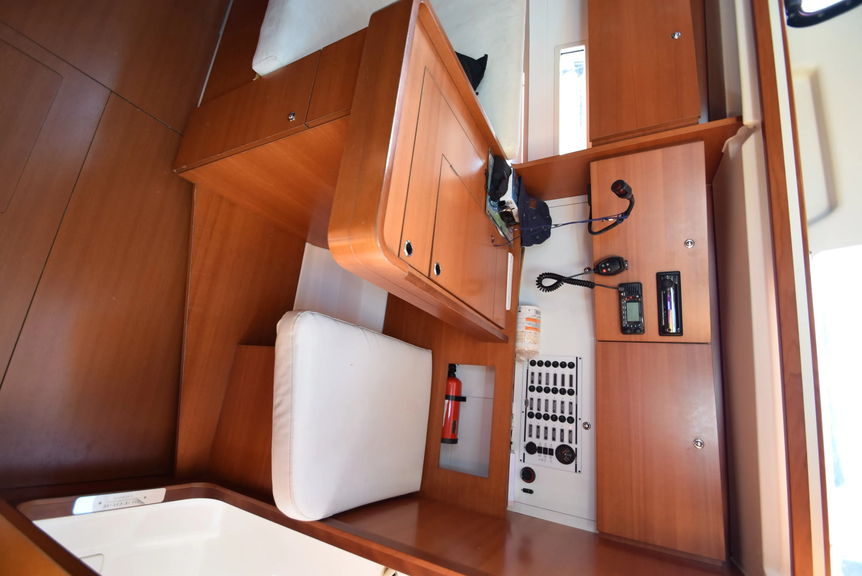 Dufour 335 Grand Large Vittoria — foto dello yacht n. 2