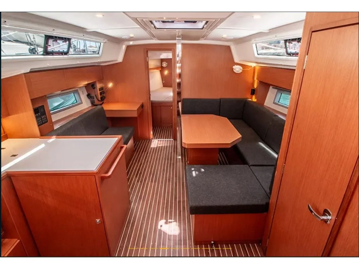 Bavaria C42 Jenny K — фотография яхты 3