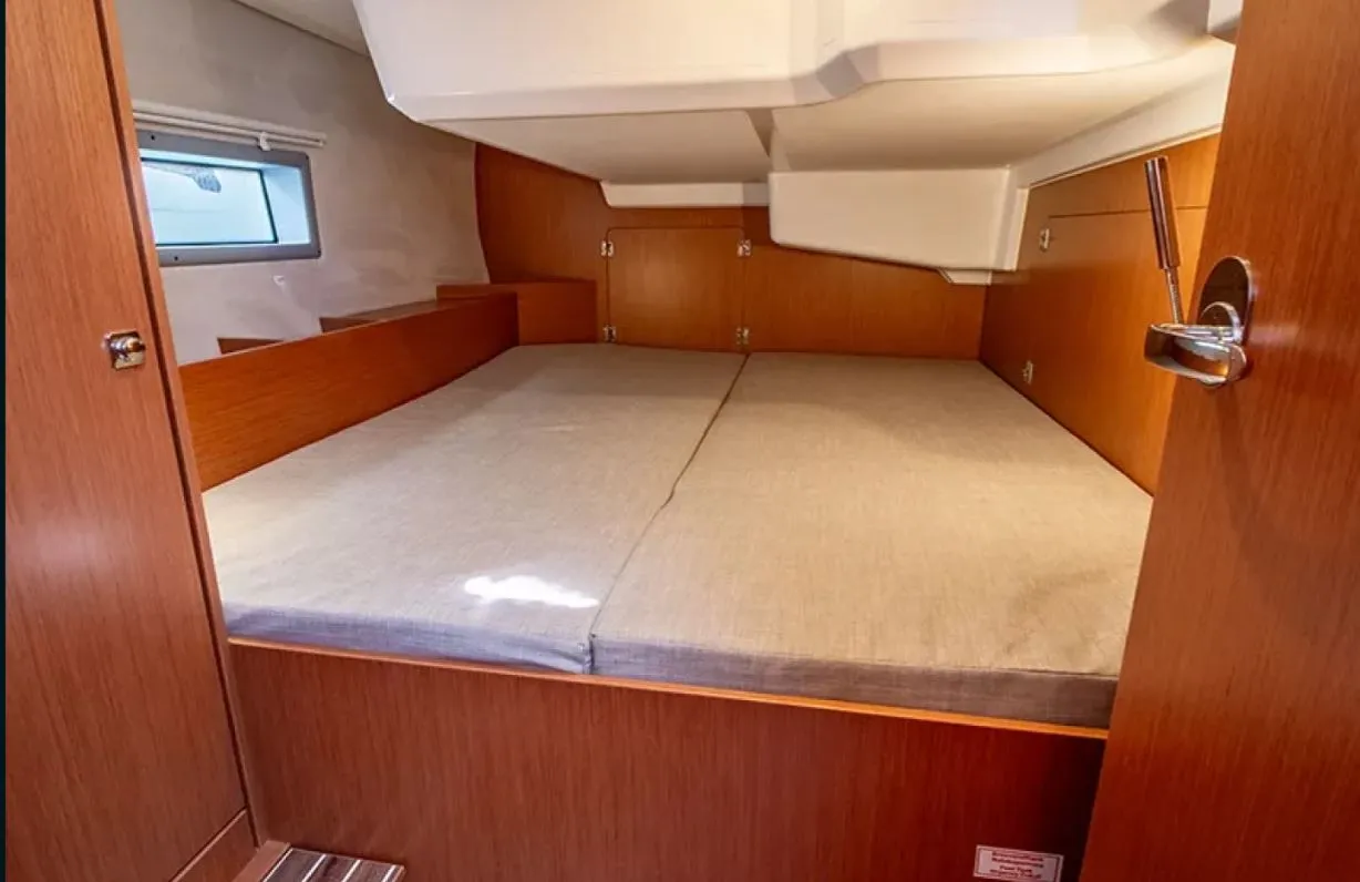 Bavaria C42 Jenny K — фотография яхты 4