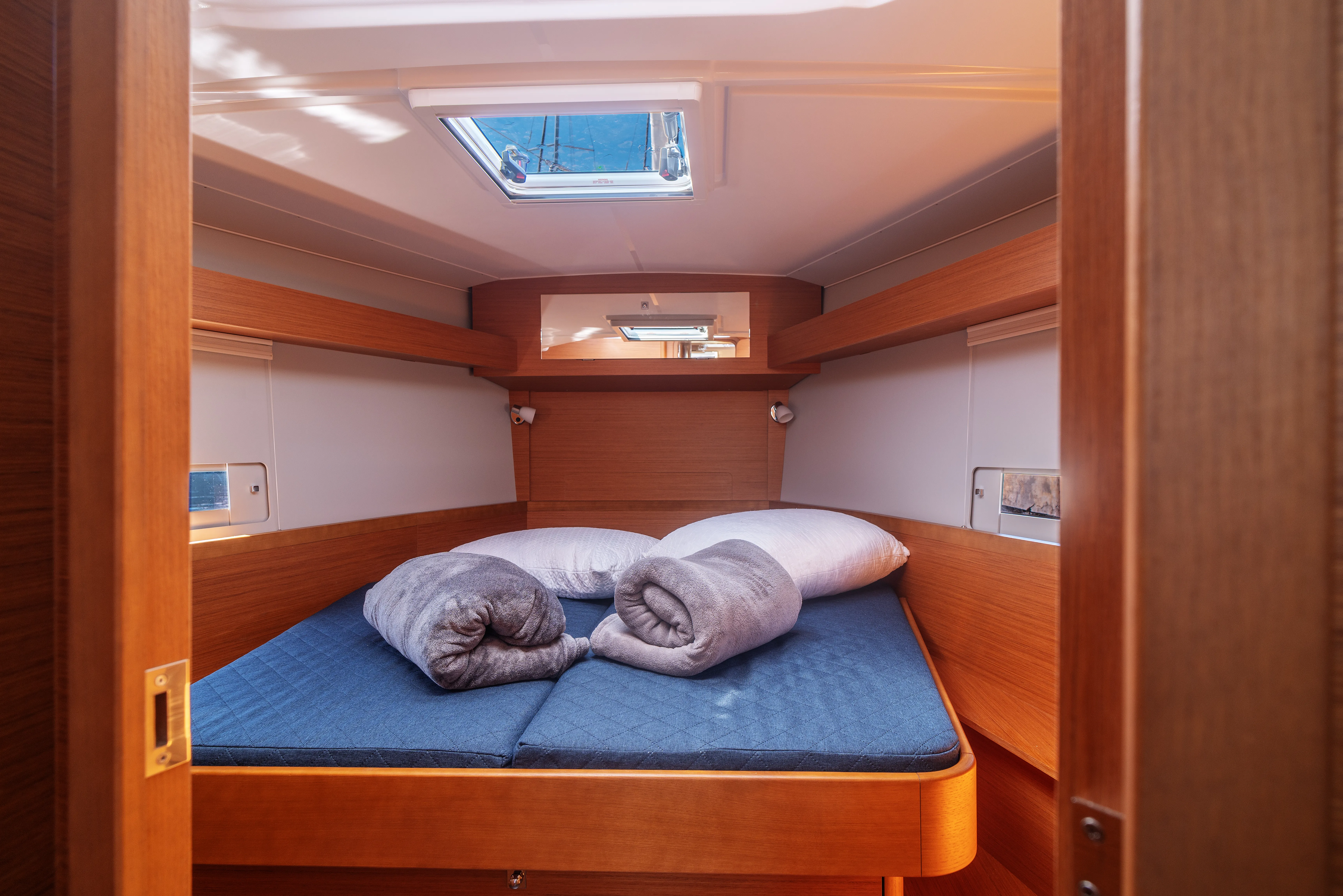 Dufour 430 Barbara — yacht photo 2