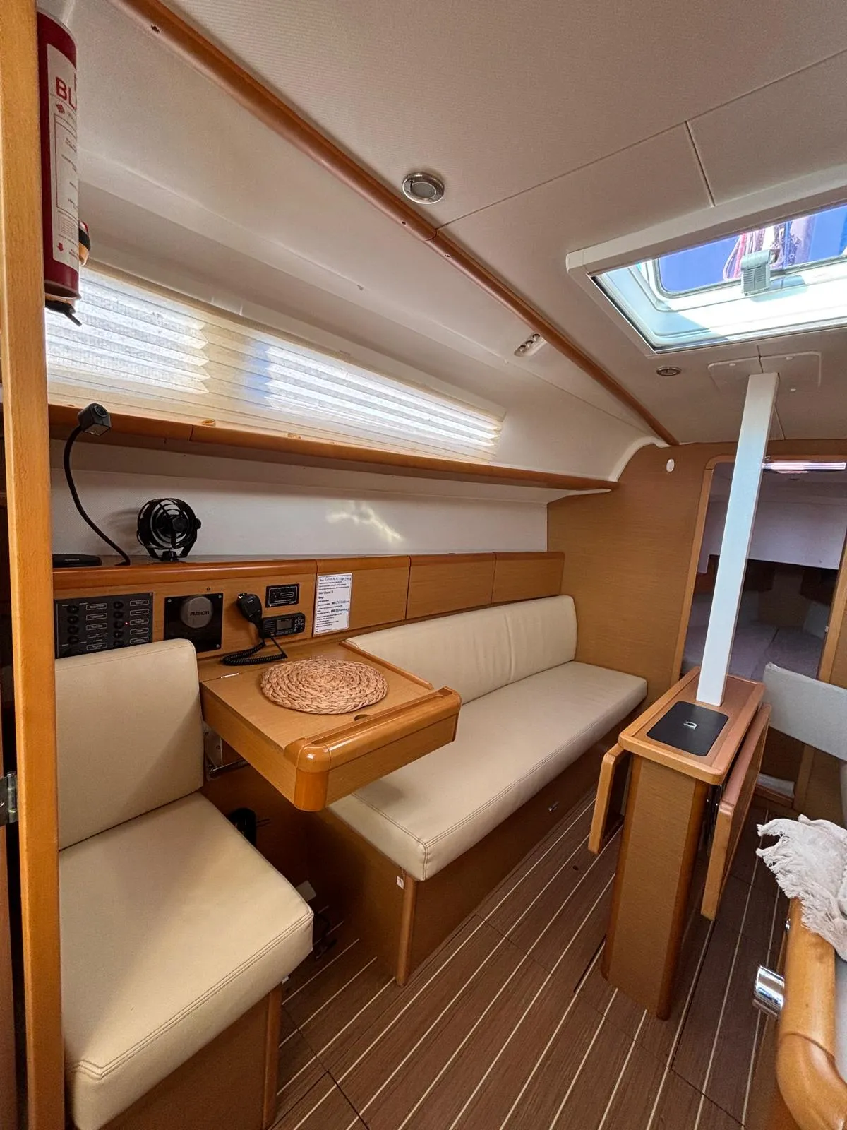 Sun Odyssey 33i — jahtikuva 2