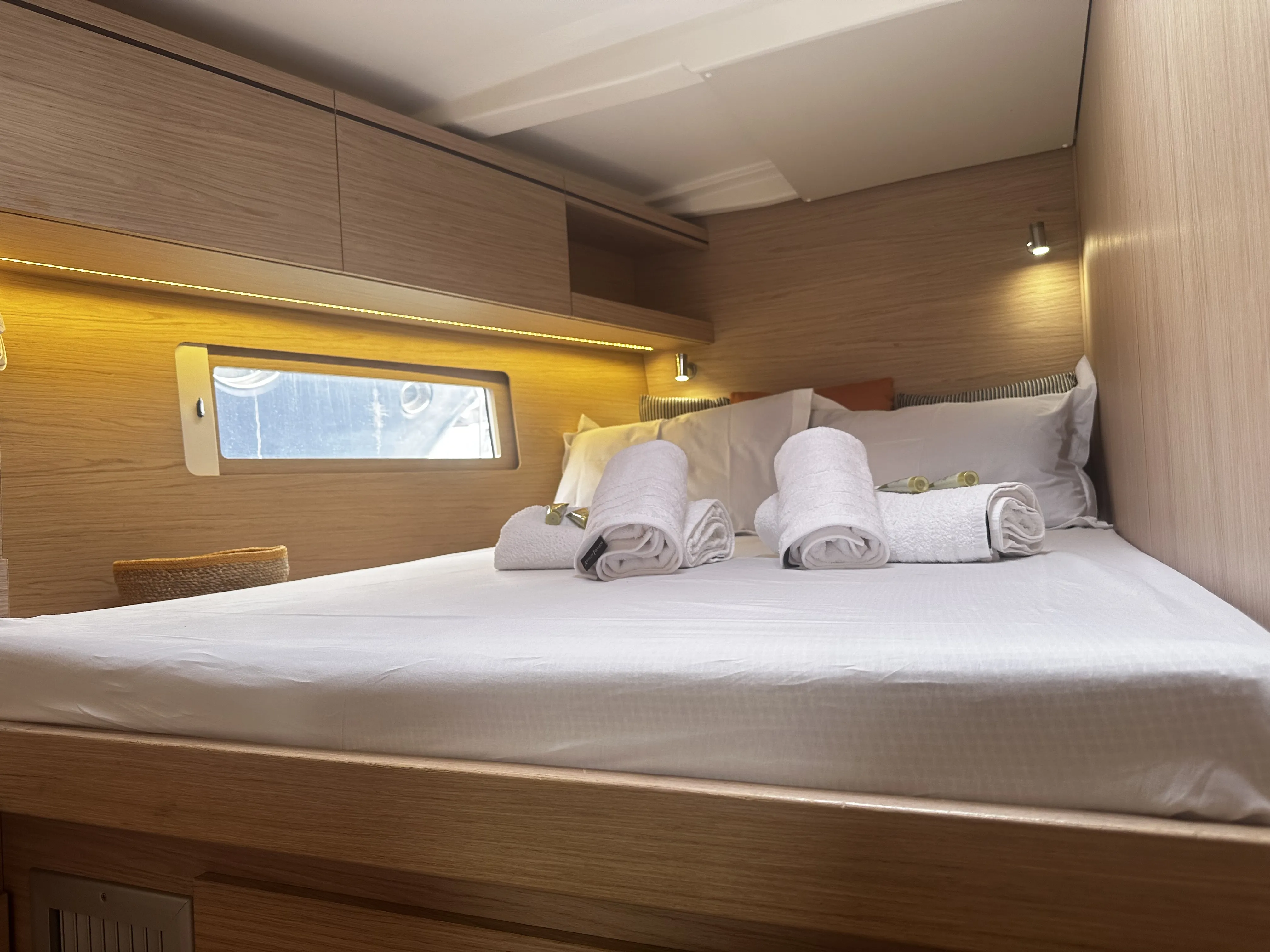 Oceanis 51.1 Amelia — фотография яхты 15