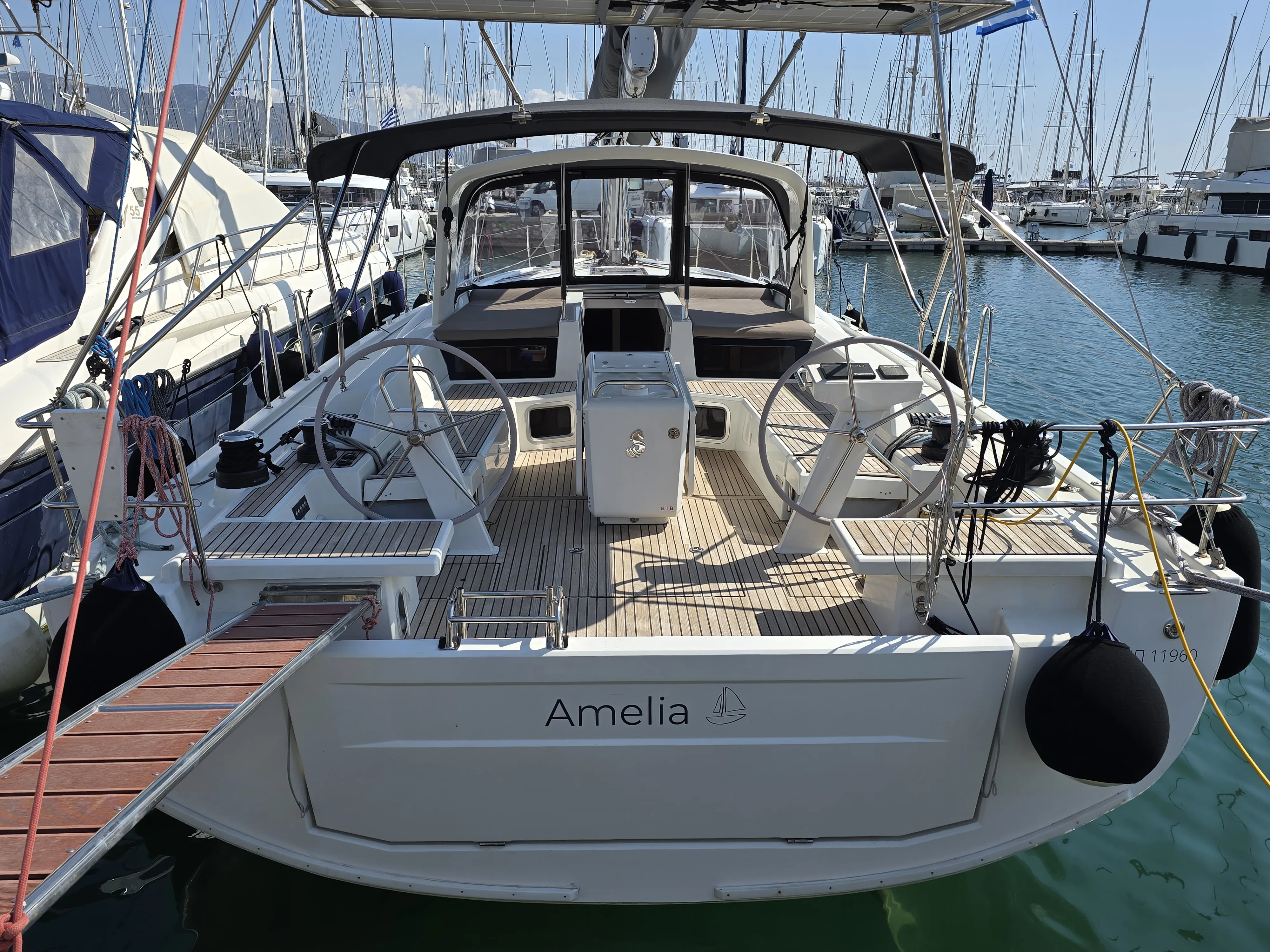 Oceanis 51.1 Amelia — фотография яхты 10