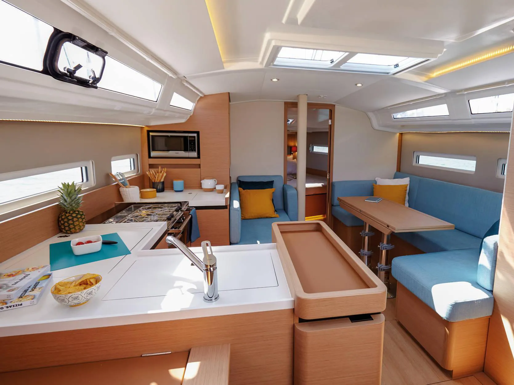 Sun Odyssey 410 Alma Libre VI — jahtikuva 2