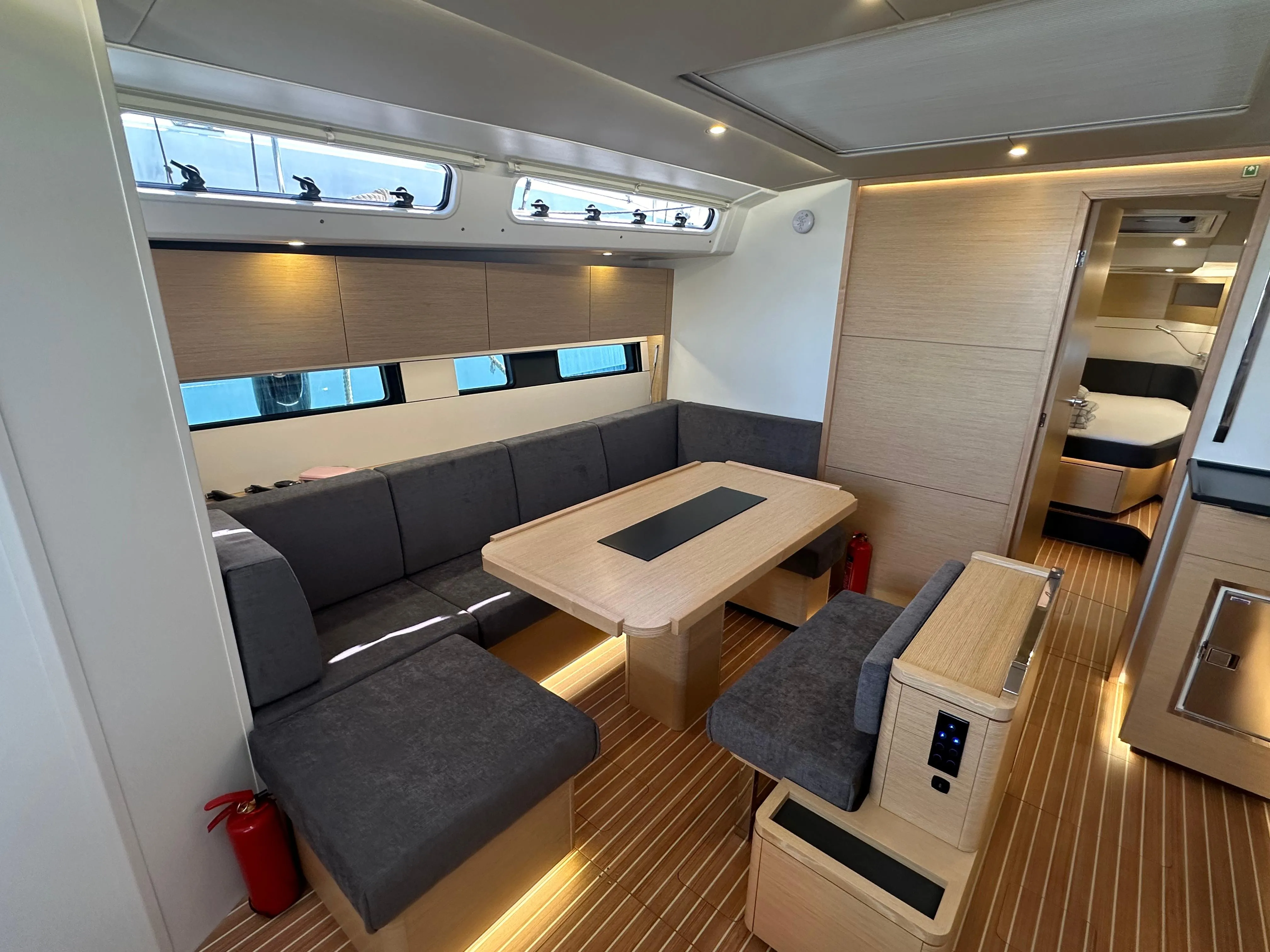 Hanse 460 Wilson — yacht photo 10