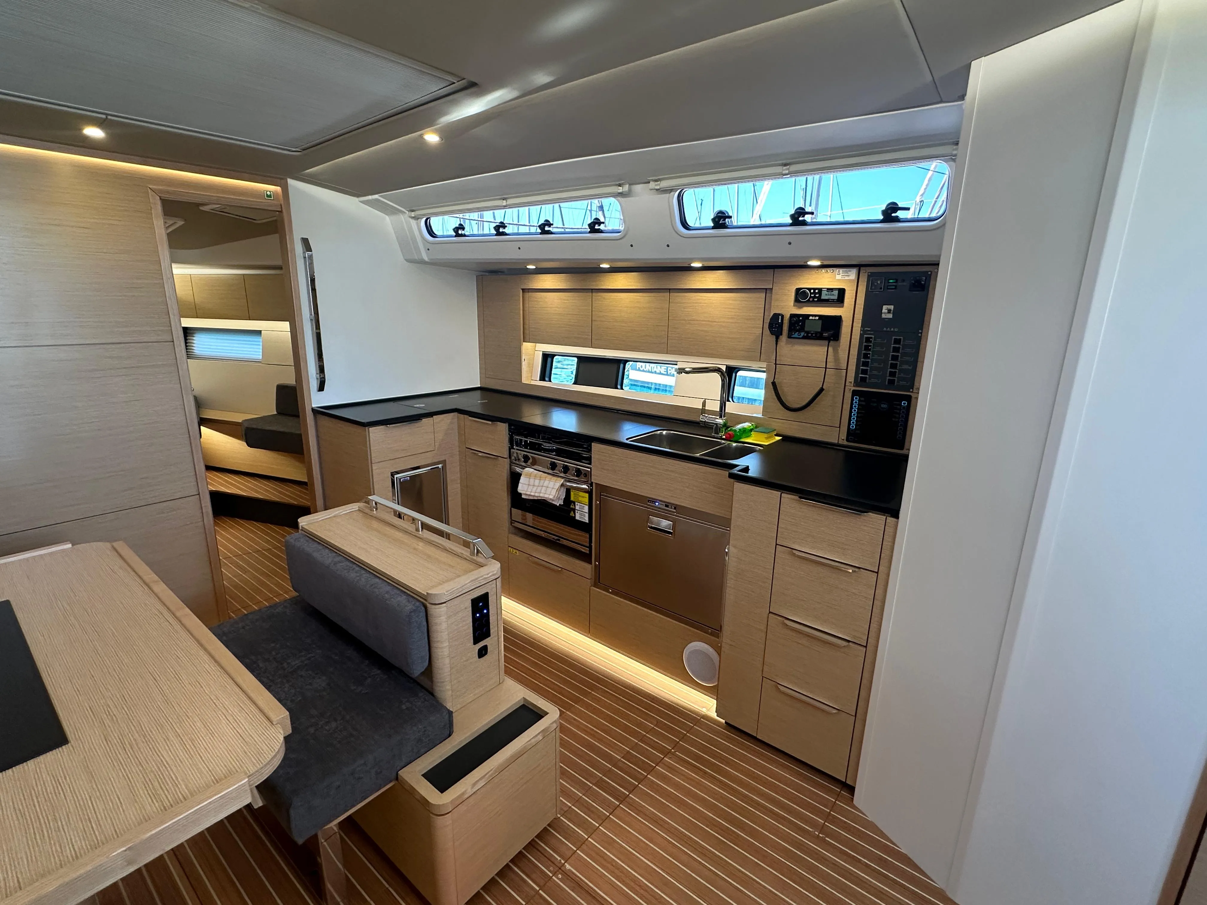 Hanse 460 Wilson — yacht photo 13