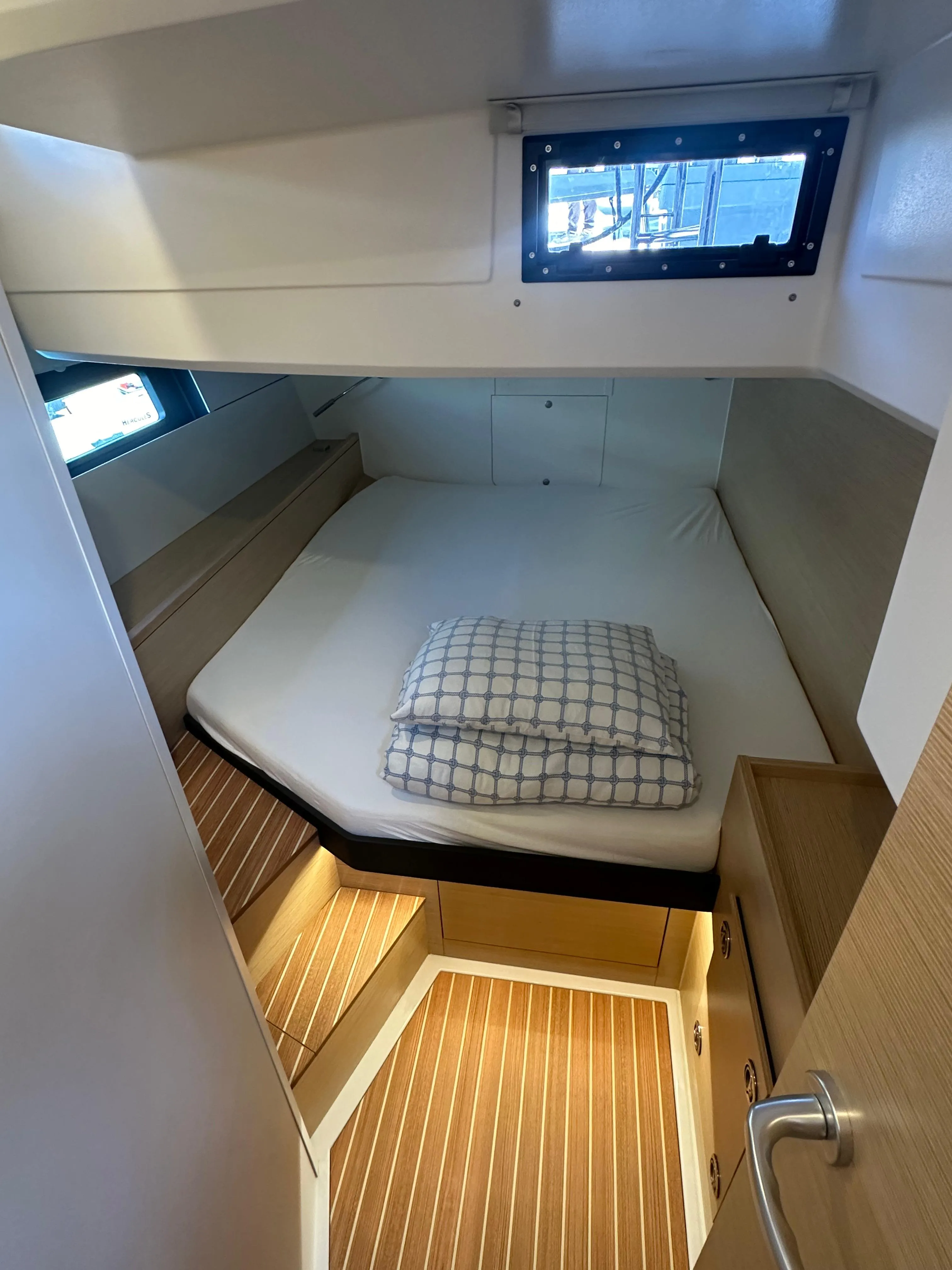 Hanse 460 Wilson — yacht photo 17
