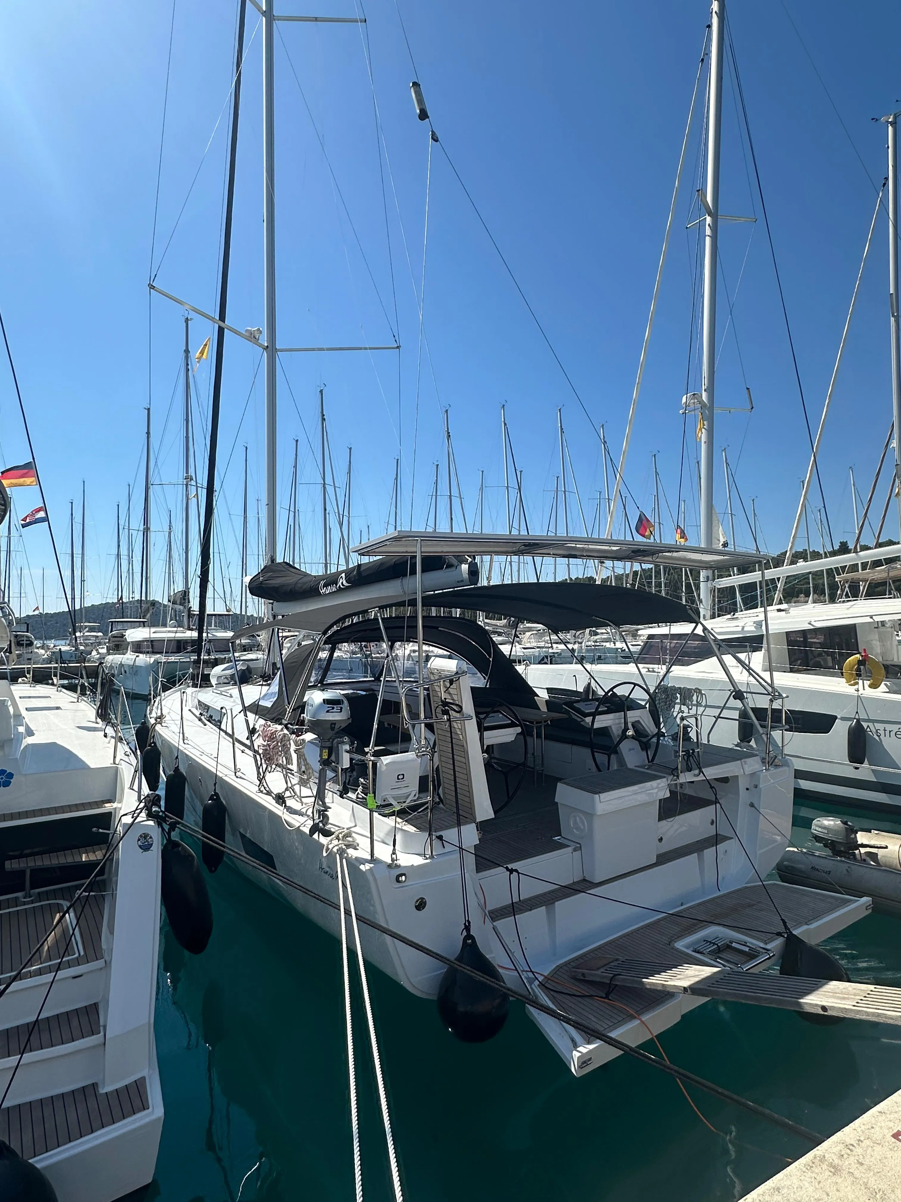 Hanse 460 Wilson — yacht photo 7