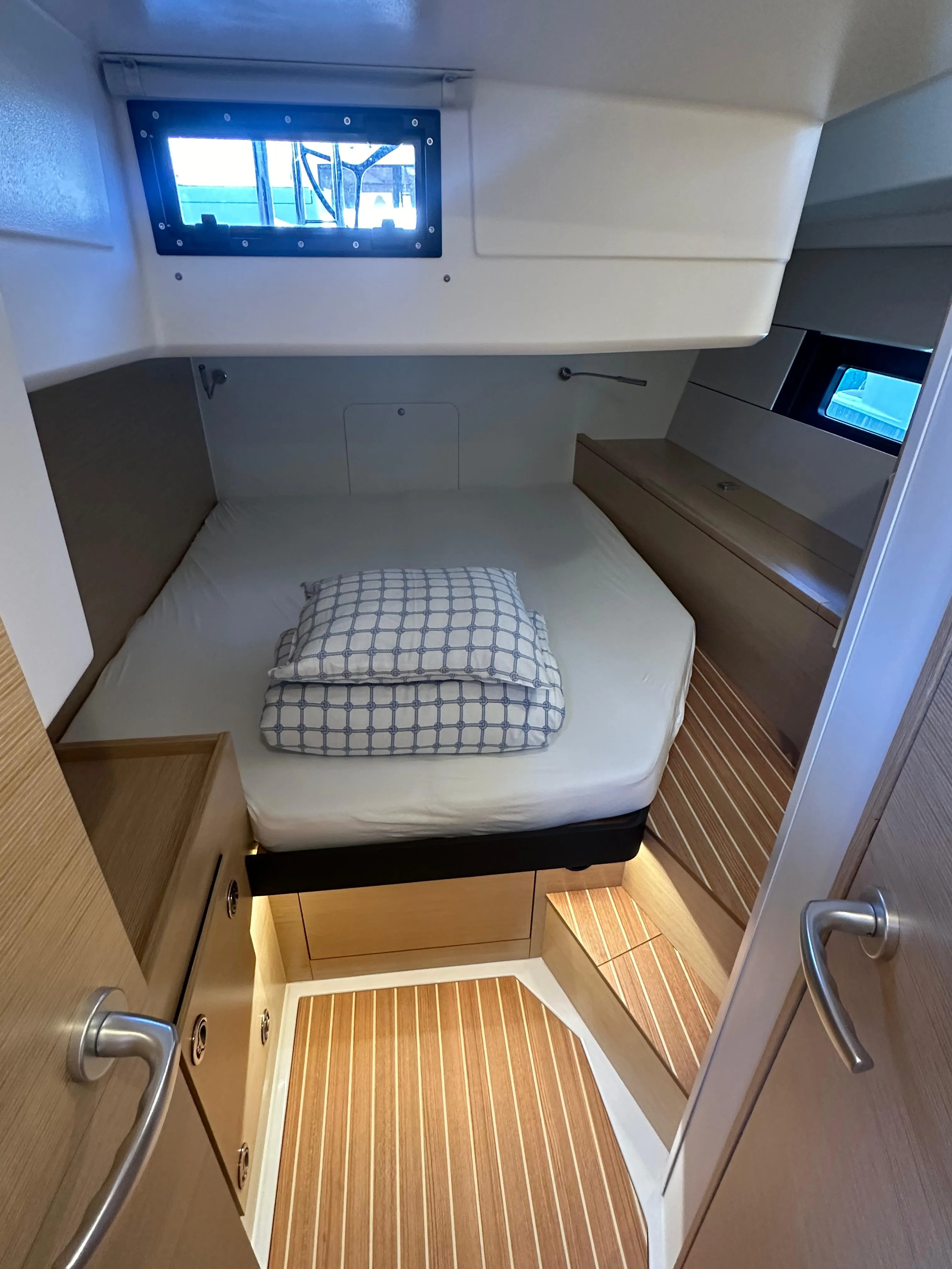 Hanse 460 Wilson — yacht photo 15
