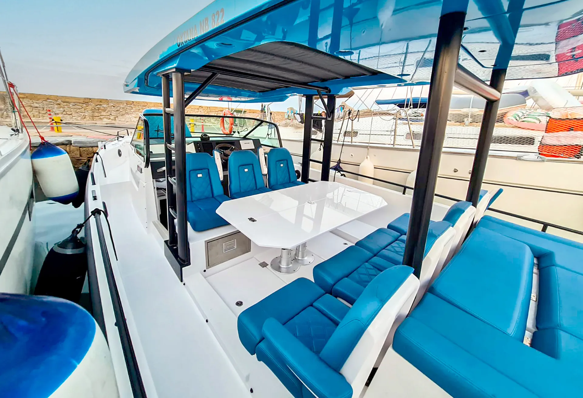 Axopar 37 Sun Top OKTANA — foto dello yacht n. 6