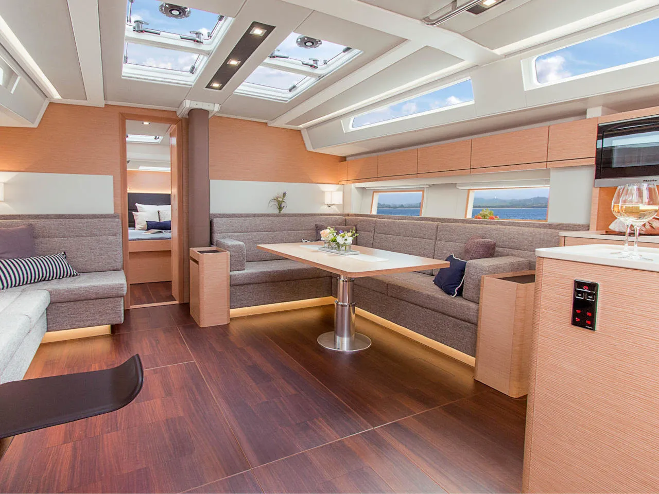 Hanse 548 Playa — фотография яхты 6