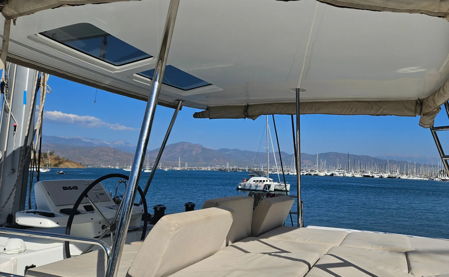 Lagoon 50 Swice — фотография яхты 1