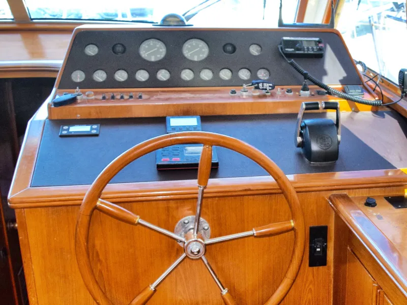 Yaretti 1570 Grazia — yacht photo 19