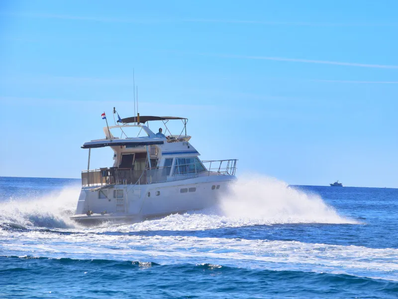 Yaretti 1570 Grazia — yacht photo 9