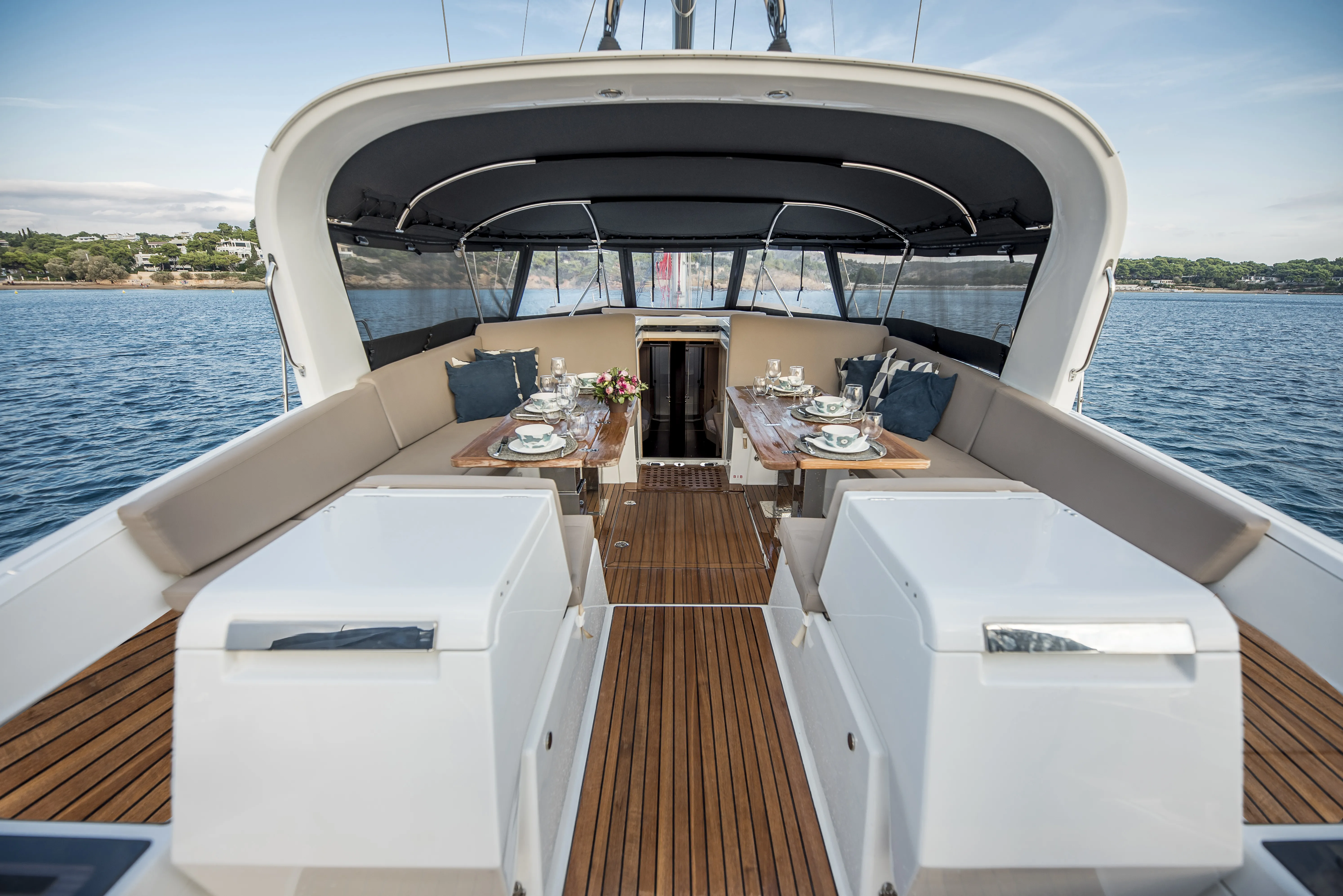 Jeanneau 64 LIFE TIME — yacht photo 4