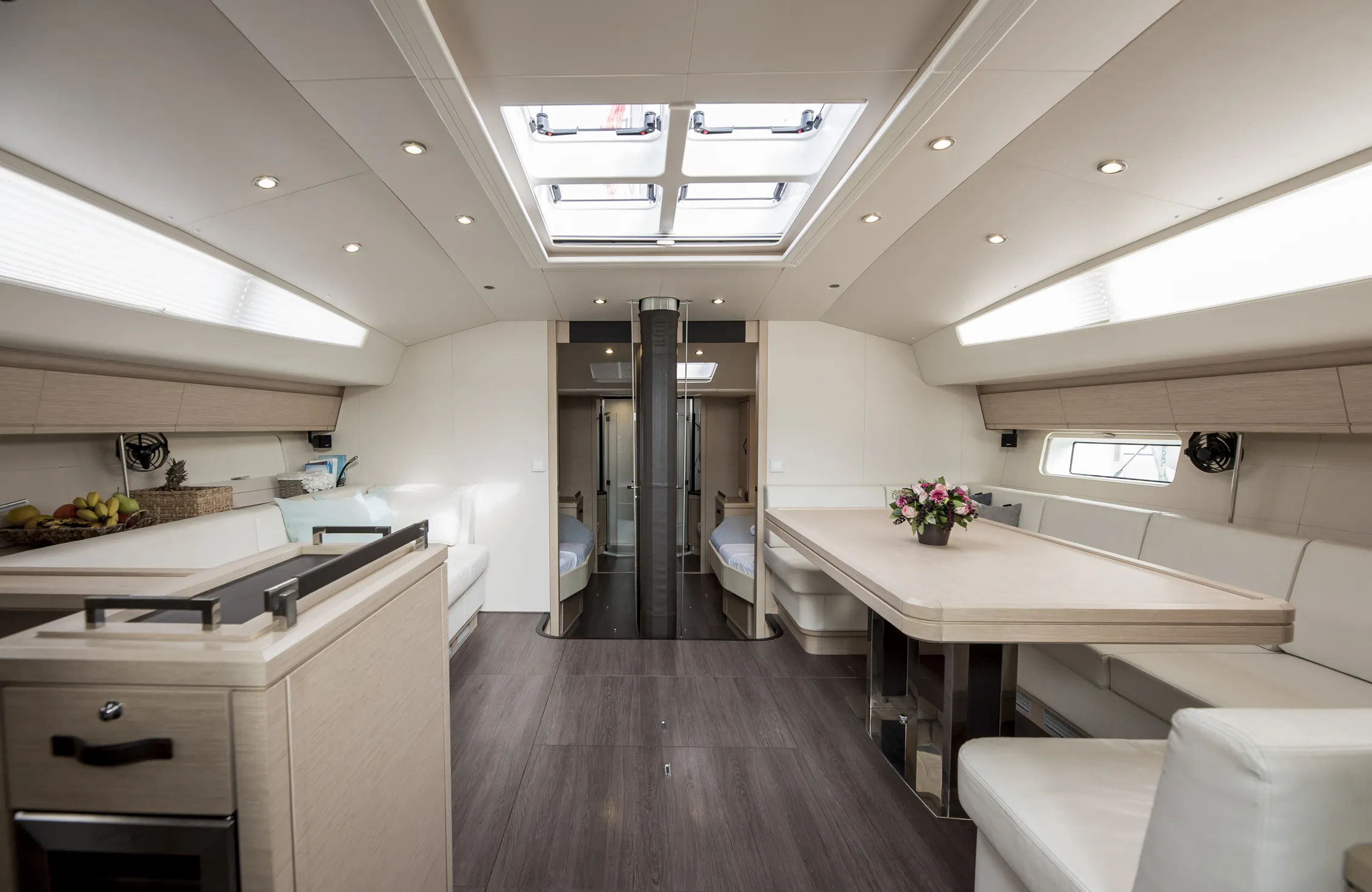 Jeanneau 64 LIFE TIME — yacht photo 7