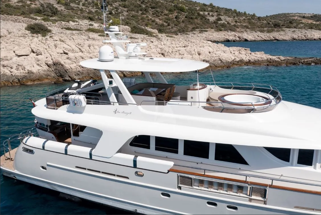 Motoryacht SEA BREEZE II — foto dello yacht n. 26