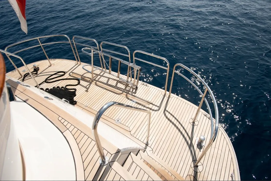Motoryacht SEA BREEZE II — foto dello yacht n. 12
