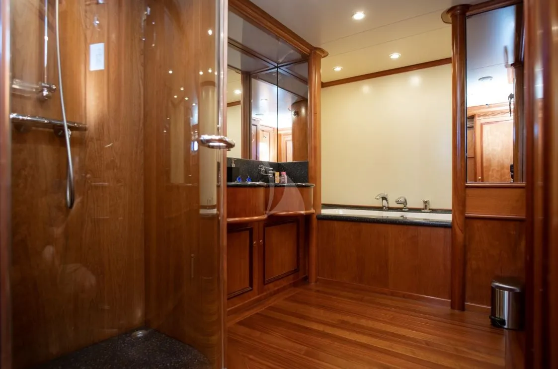 Motoryacht SEA BREEZE II — foto dello yacht n. 21