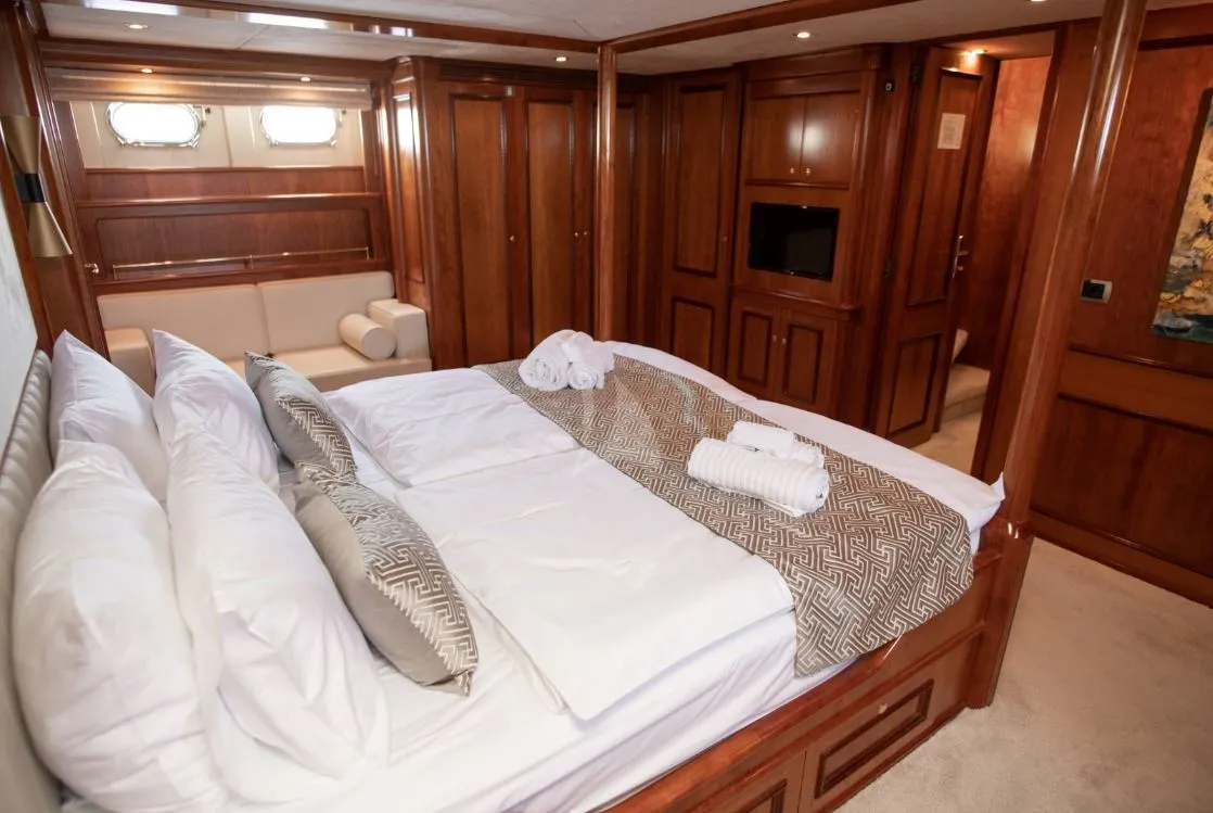 Motoryacht SEA BREEZE II — foto dello yacht n. 30