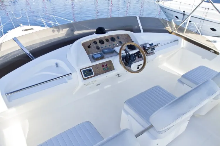 Princess 470 Antares II — yacht photo 5