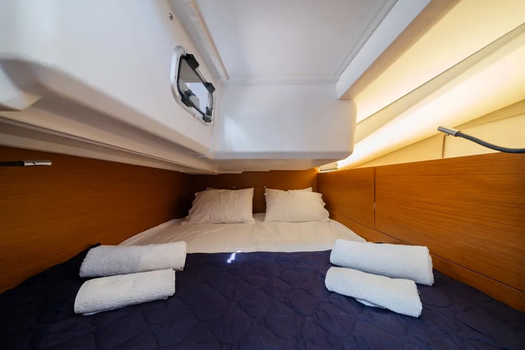 Sun Odyssey 440 AMORGOS — фотография яхты 6