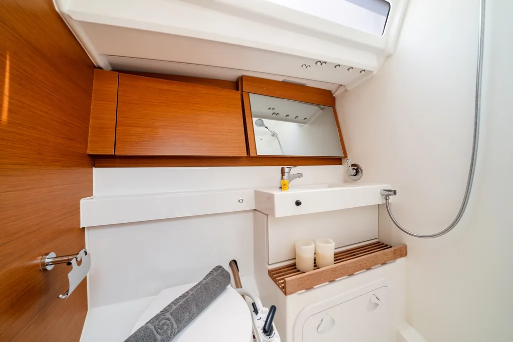 Sun Odyssey 440 AMORGOS — фотография яхты 4