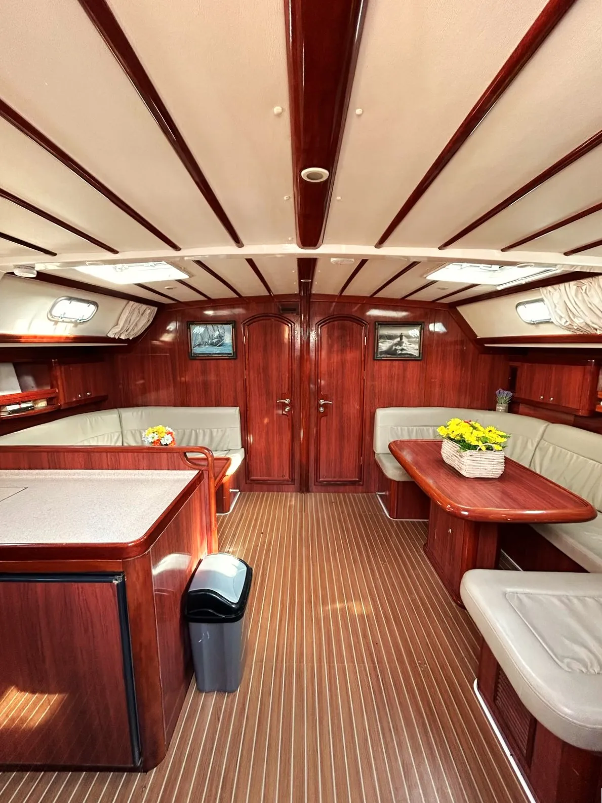 Ocean Star 56.1 OSY V — jahtikuva 2