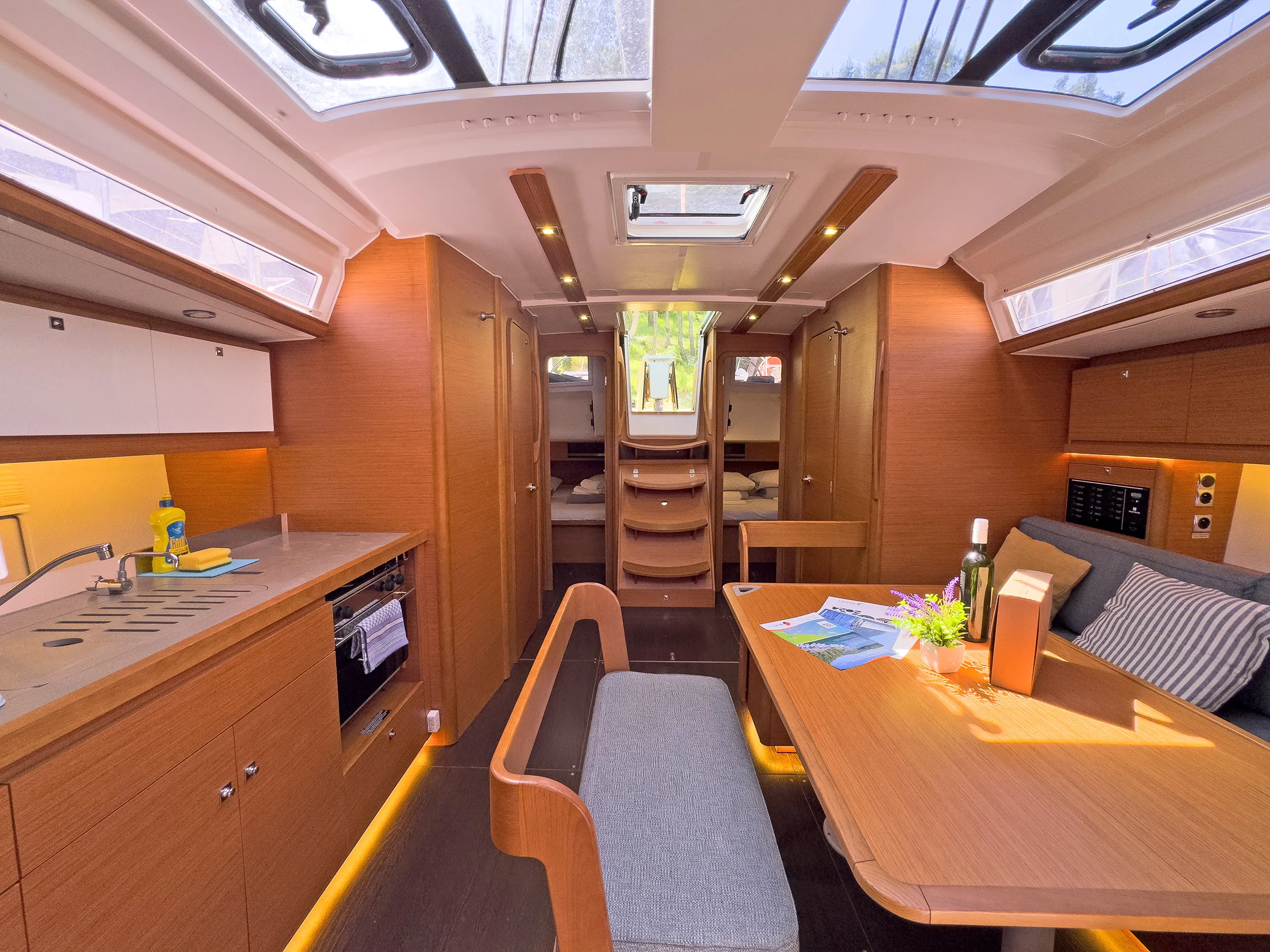 Dufour 430 First Love — yacht photo 6