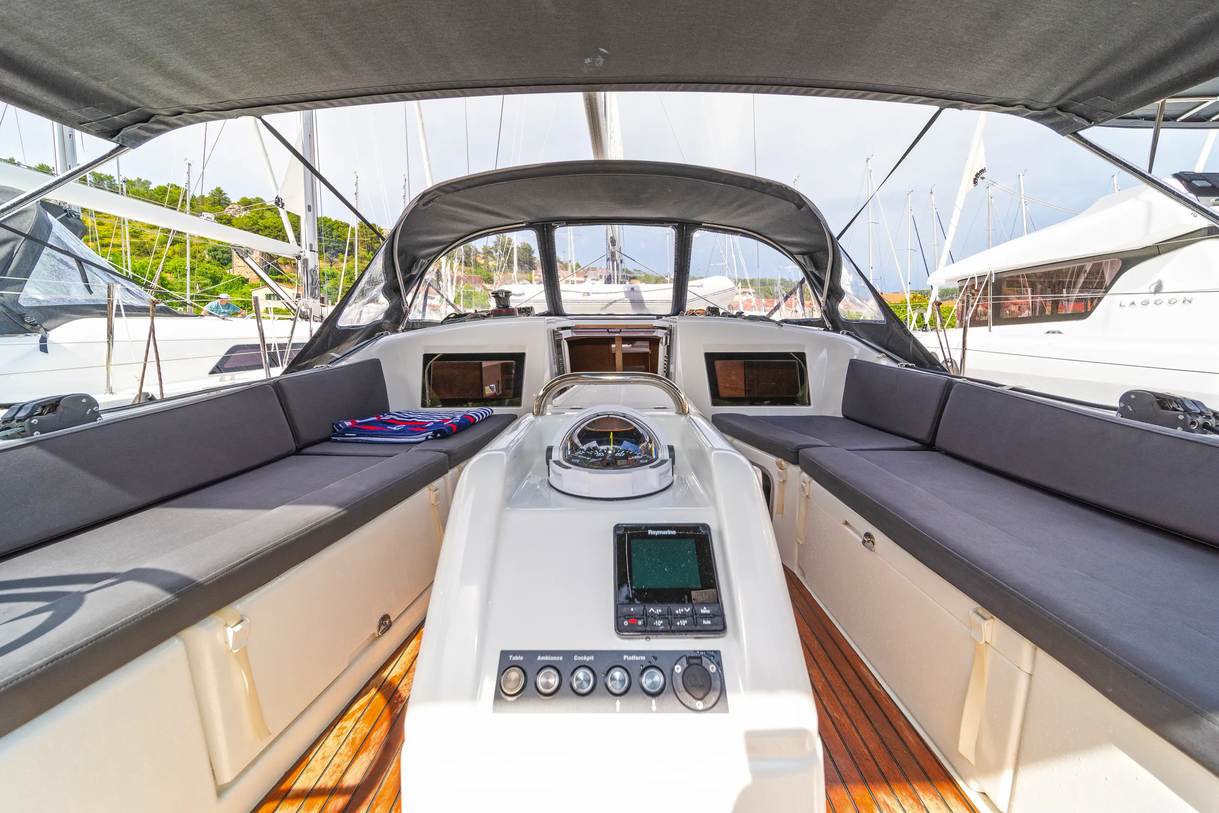 Sun Odyssey 410 First Date — yachtbilde 9