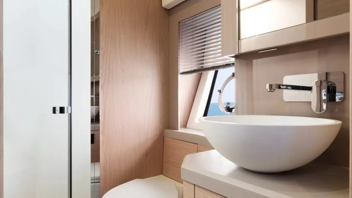 Monte Carlo 52 Nora — foto dello yacht n. 11