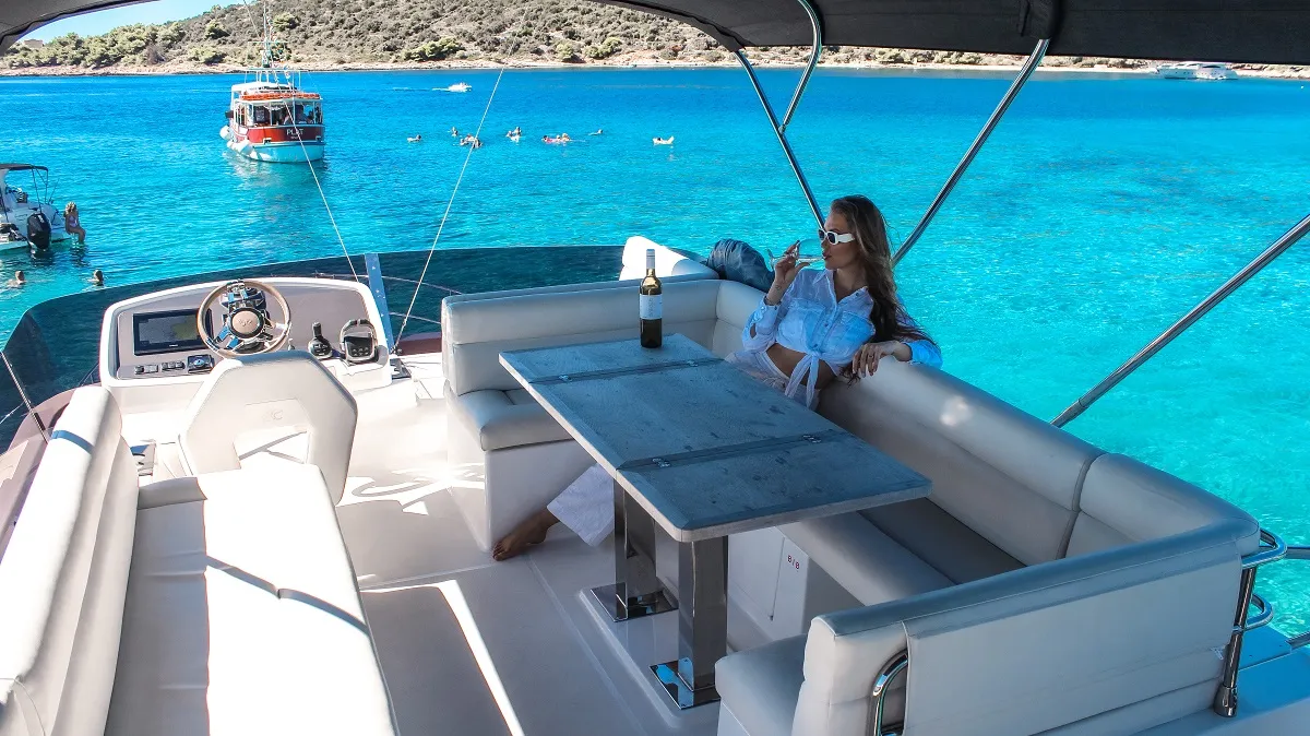 Monte Carlo 52 Nora — foto dello yacht n. 27