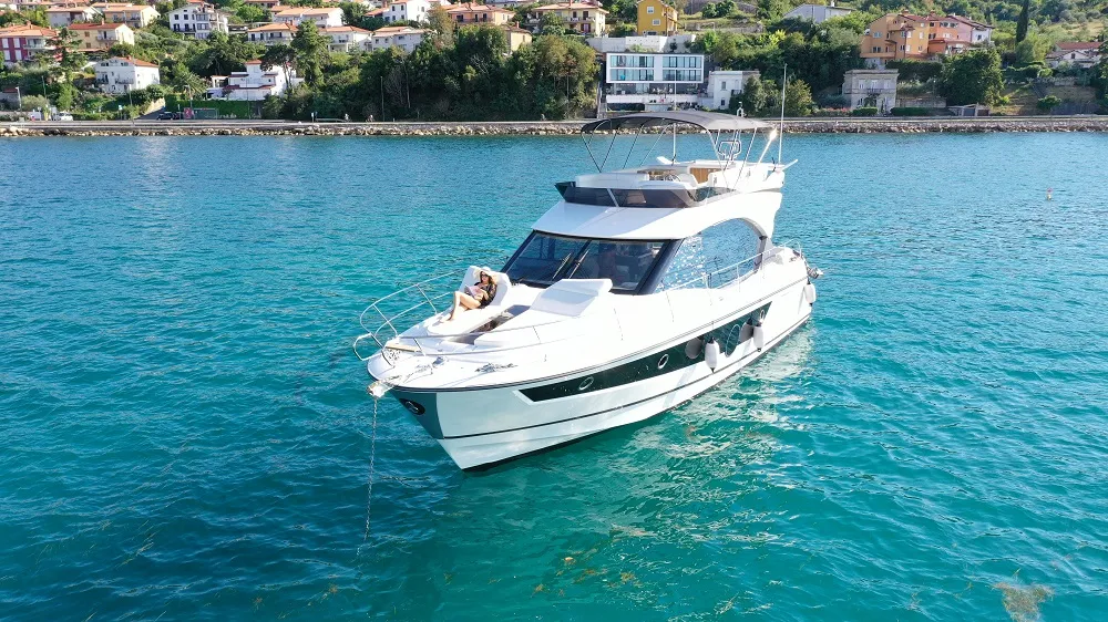 Monte Carlo 52 Nora — foto dello yacht n. 25