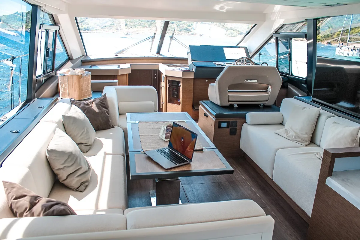 Monte Carlo 52 Nora — foto dello yacht n. 2