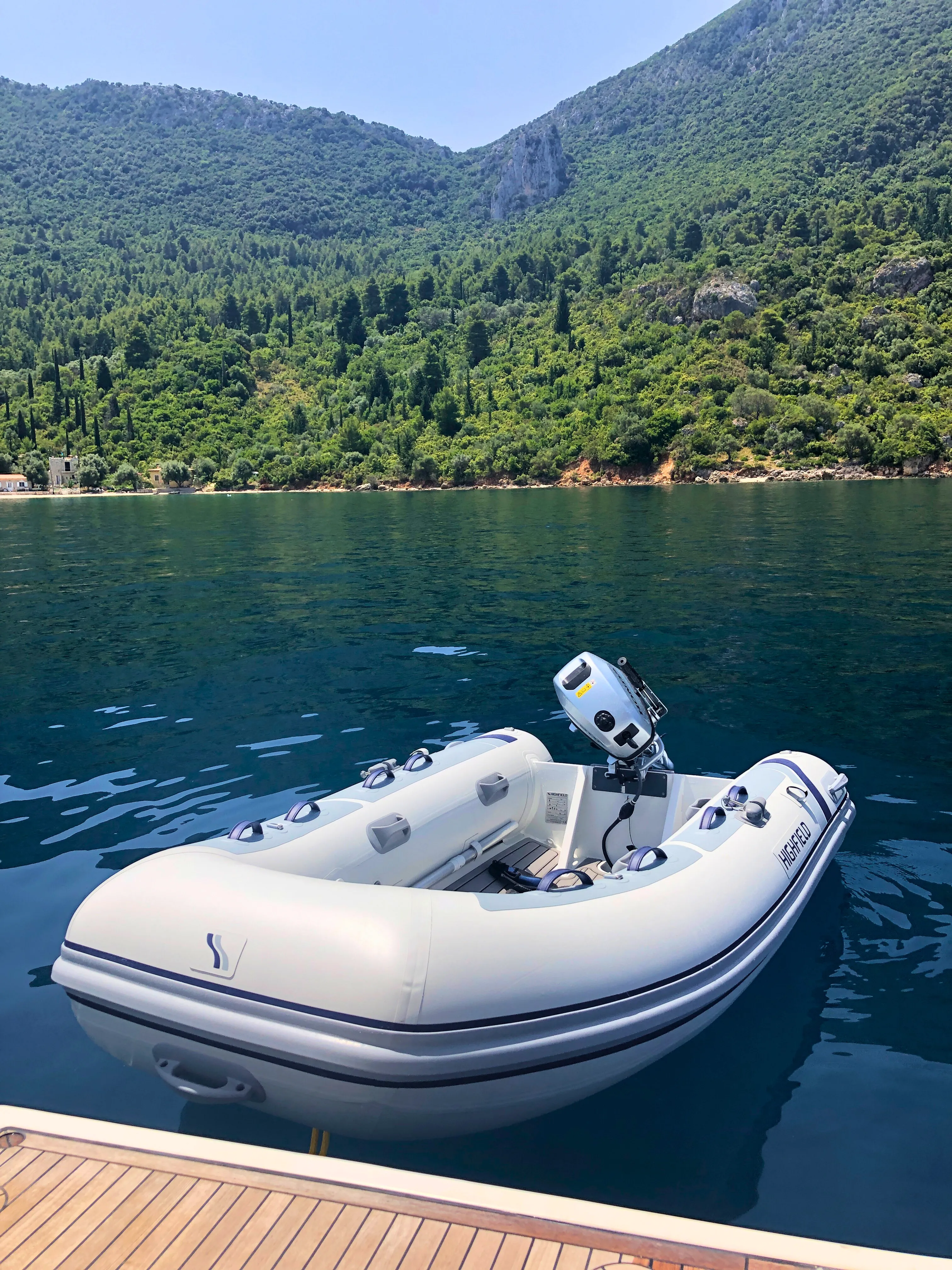 Bavaria C45 ARTEMIS — yacht photo 9