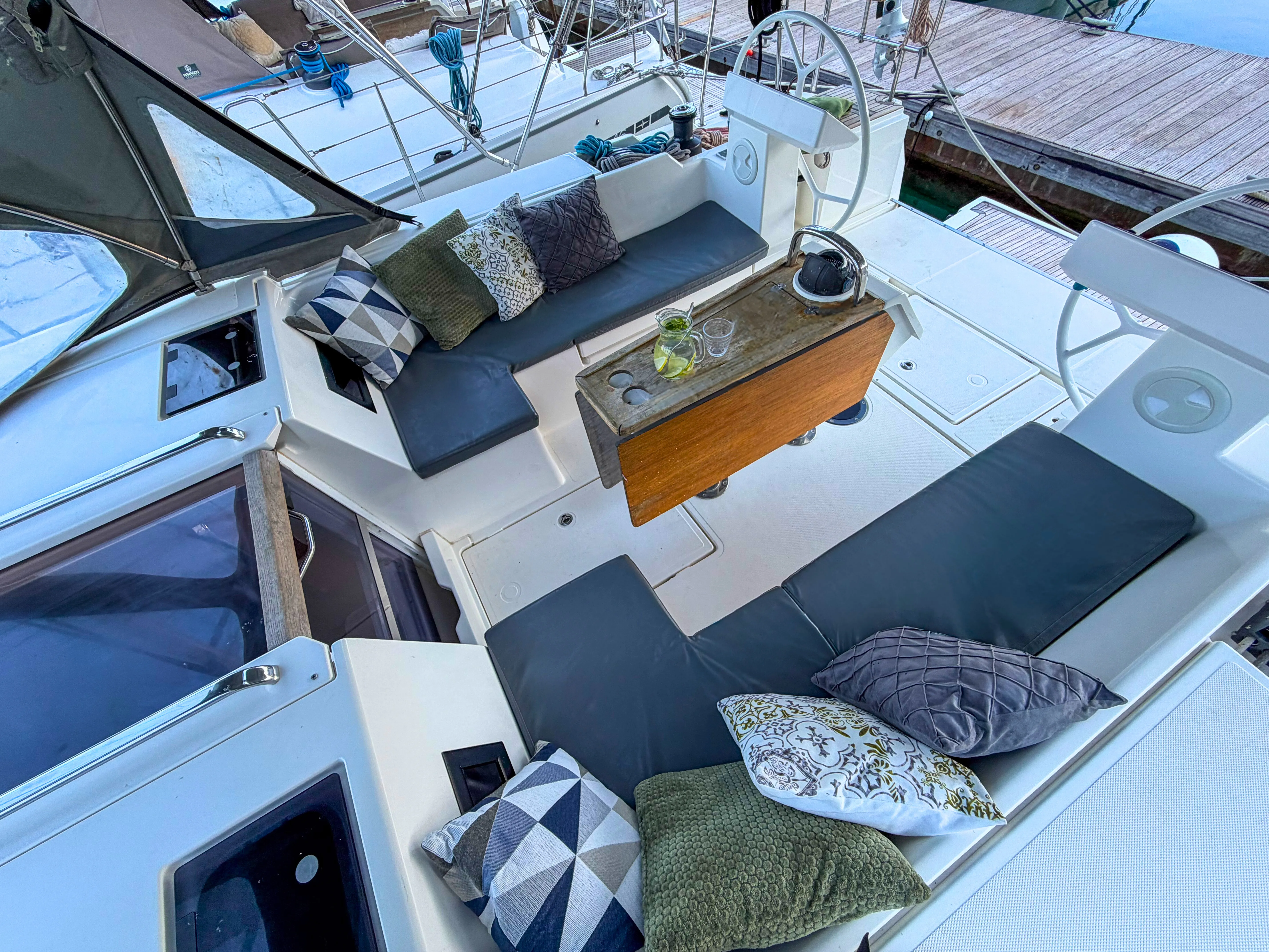 Bavaria C45 ARTEMIS — yacht photo 22