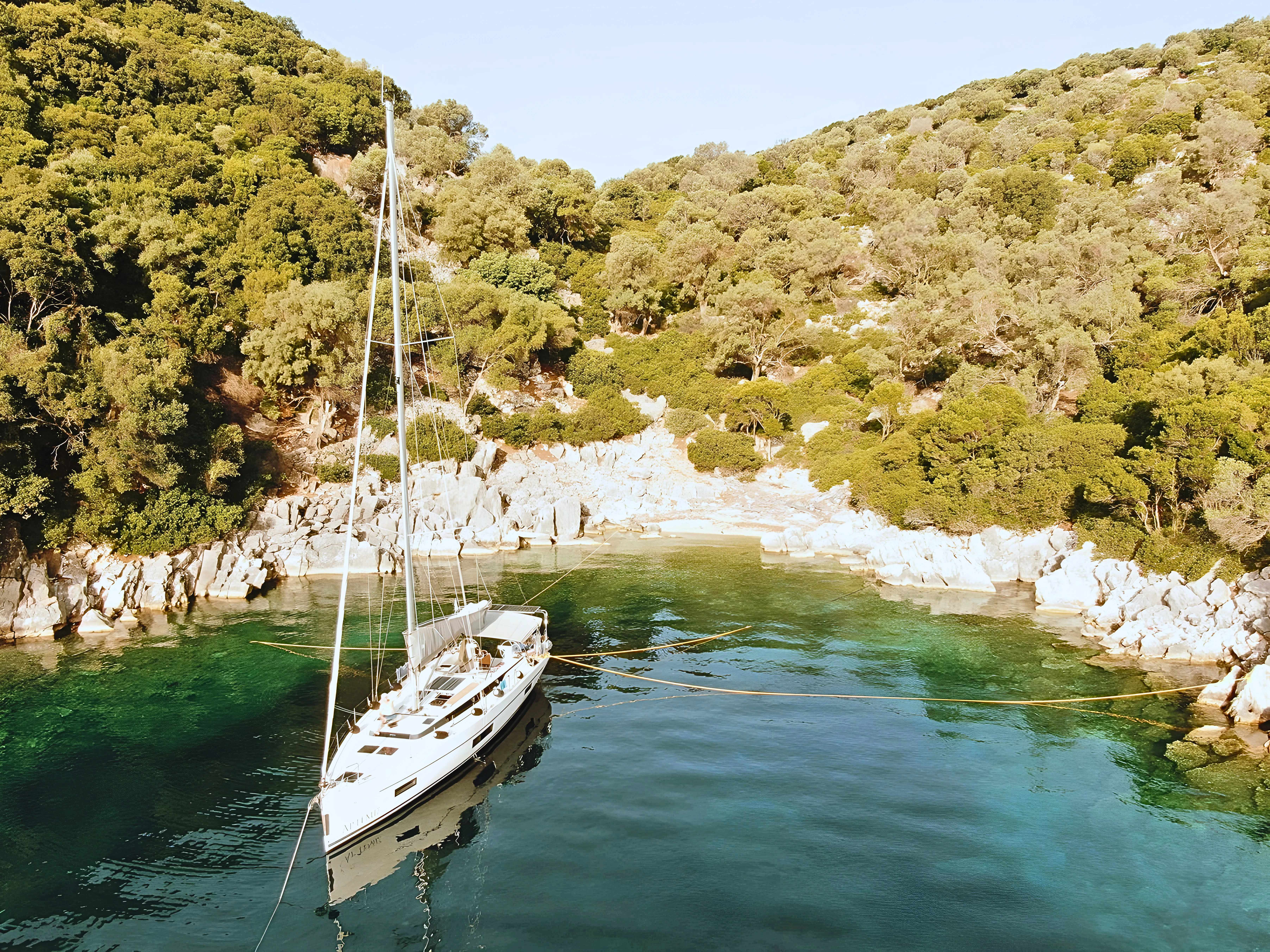 Bavaria C45 ARTEMIS — yacht photo 15