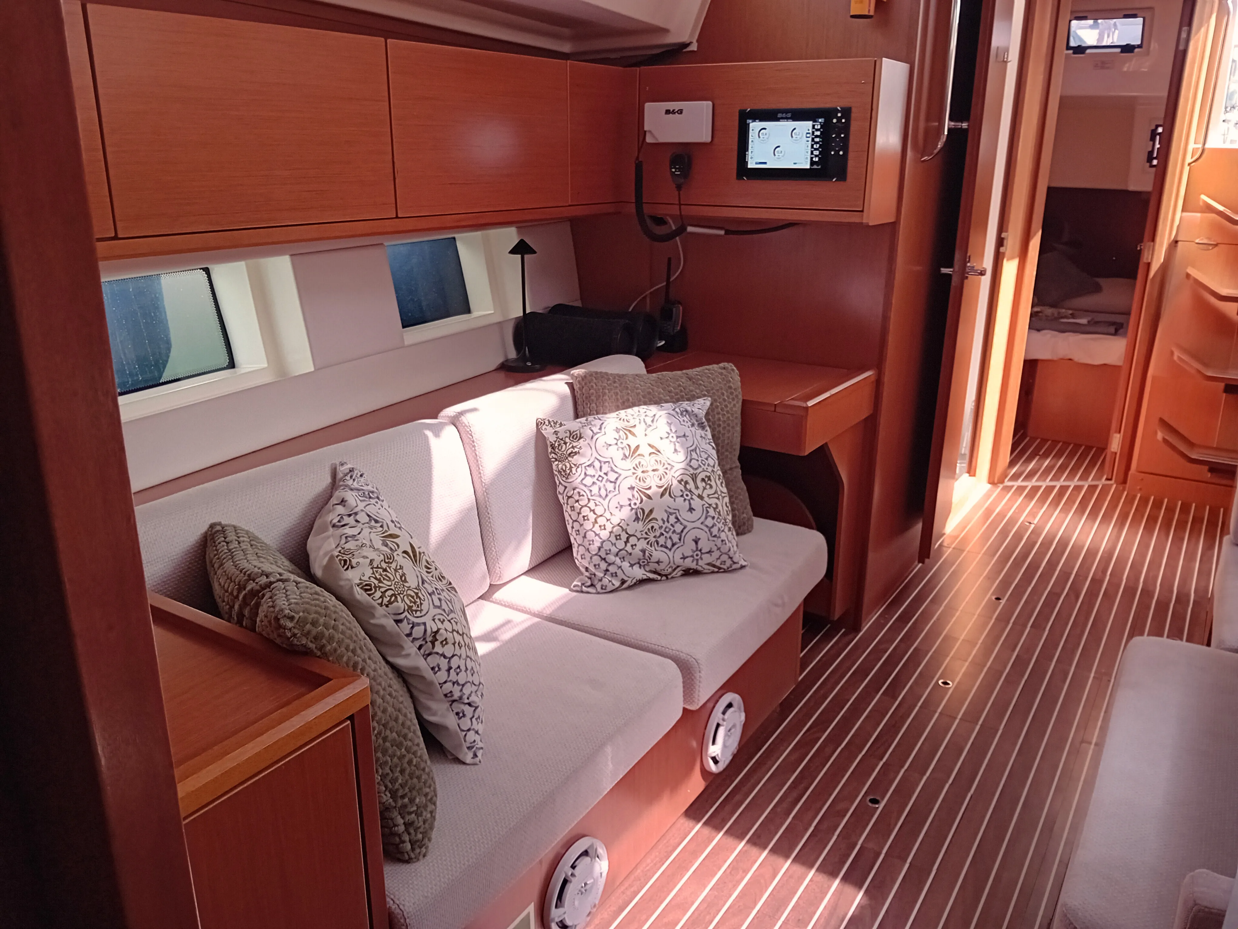 Bavaria C45 ARTEMIS — yacht photo 21
