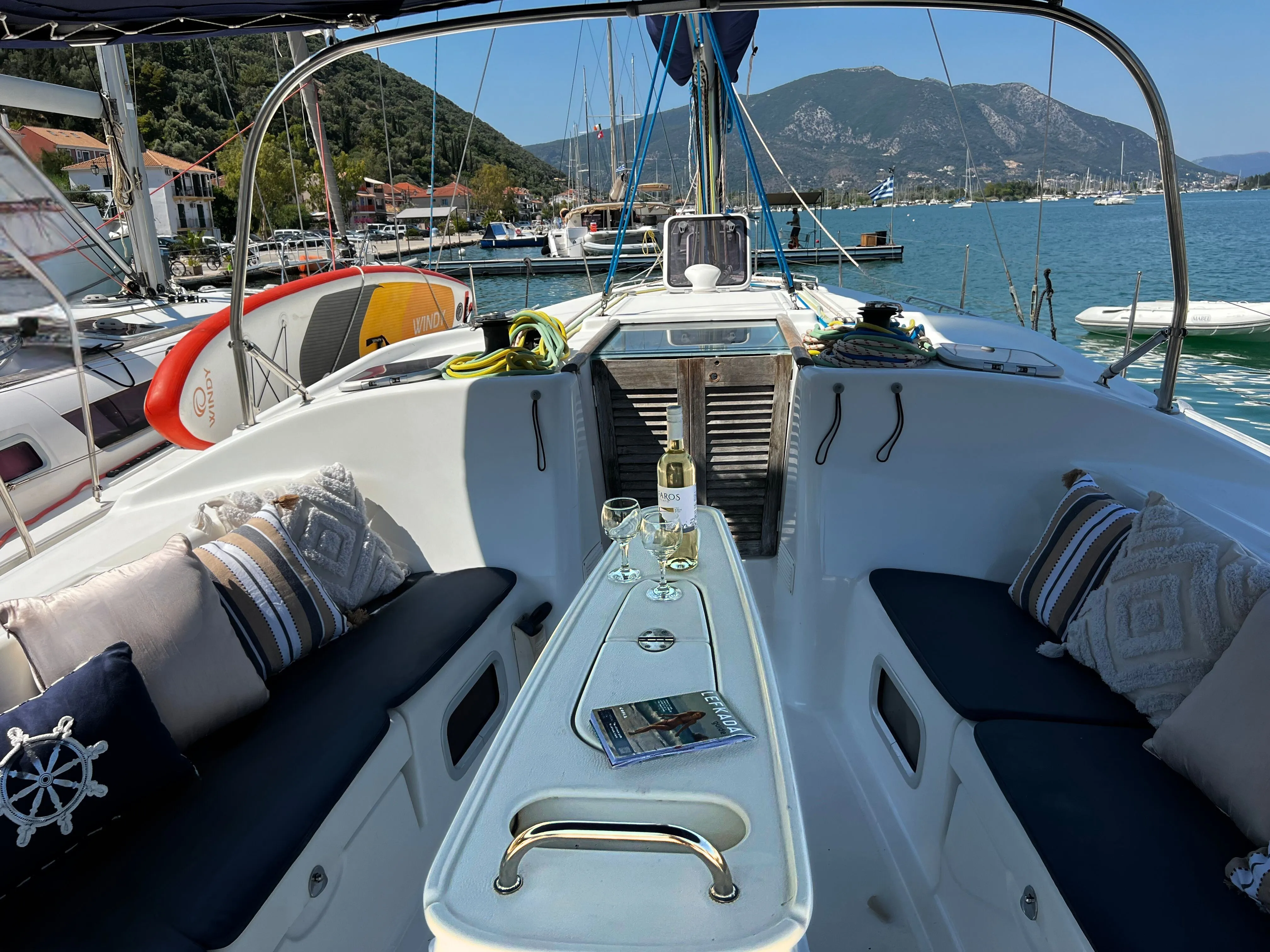 Oceanis 43 ROUALEYN — yacht photo 6
