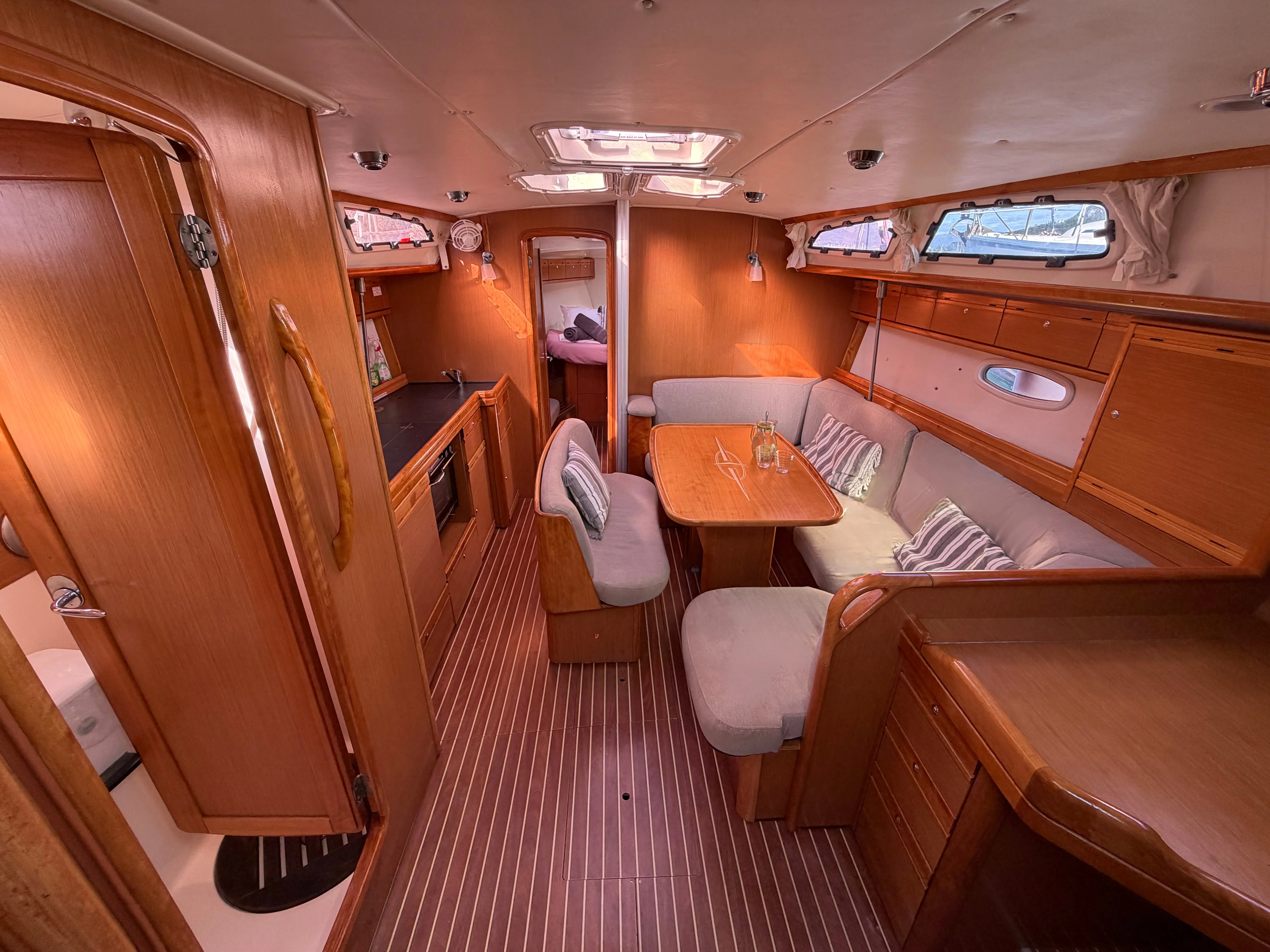 Bavaria Cruiser 40 BUNNY GIRL — jahtikuva 2