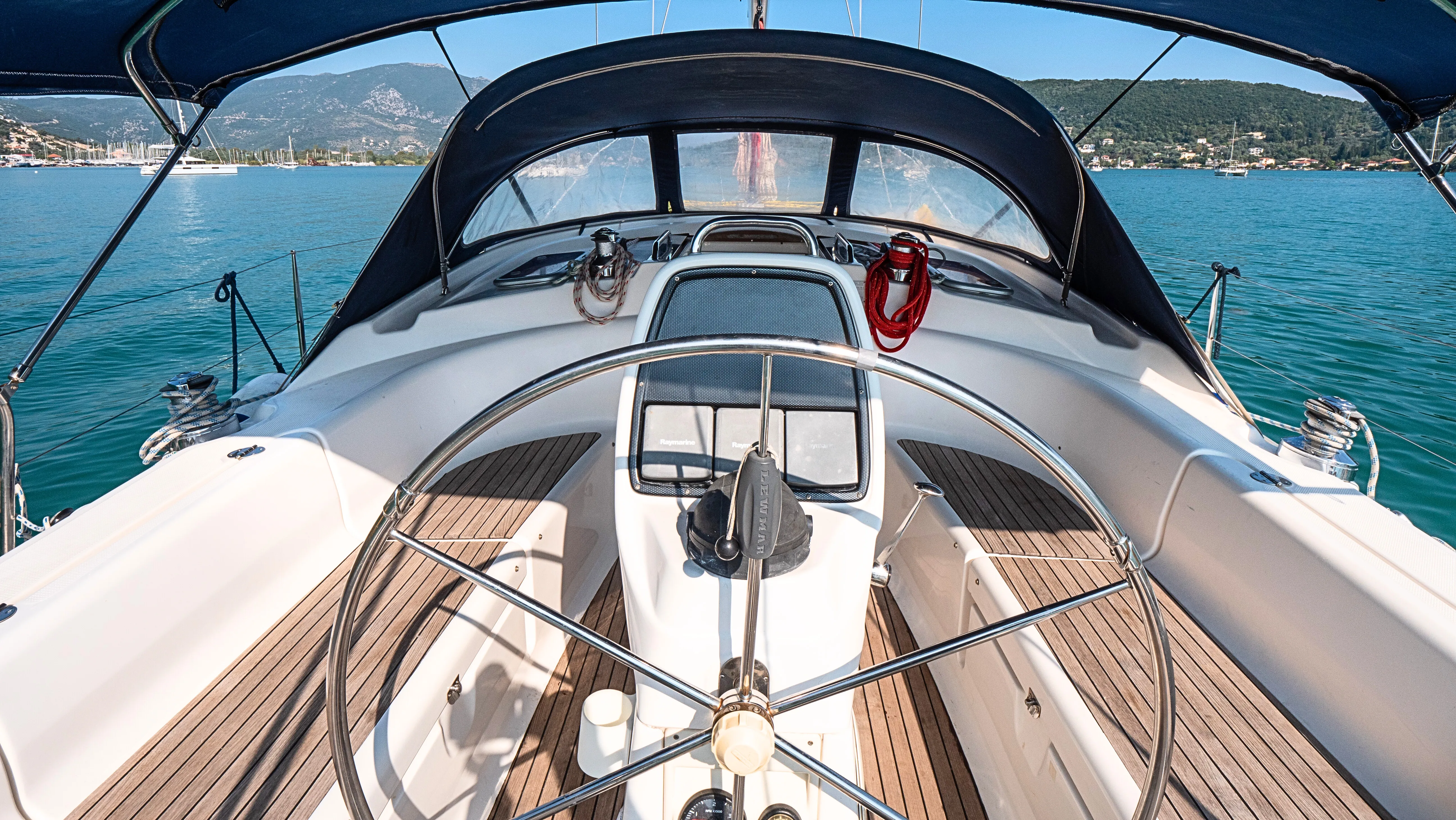 Bavaria C38 IONA — yacht photo 4