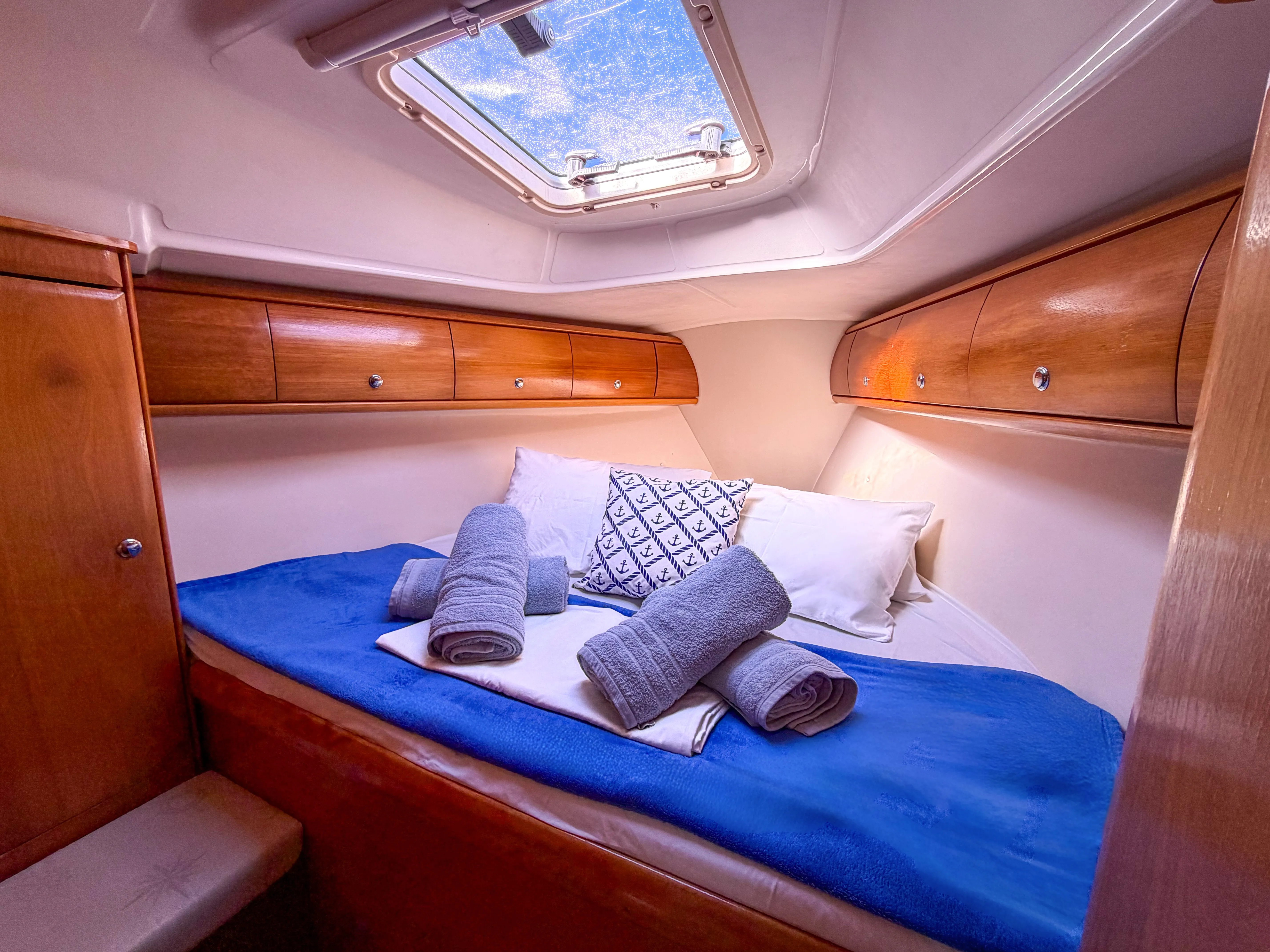 Bavaria Cruiser 32 LILA — fotografia jachty 4