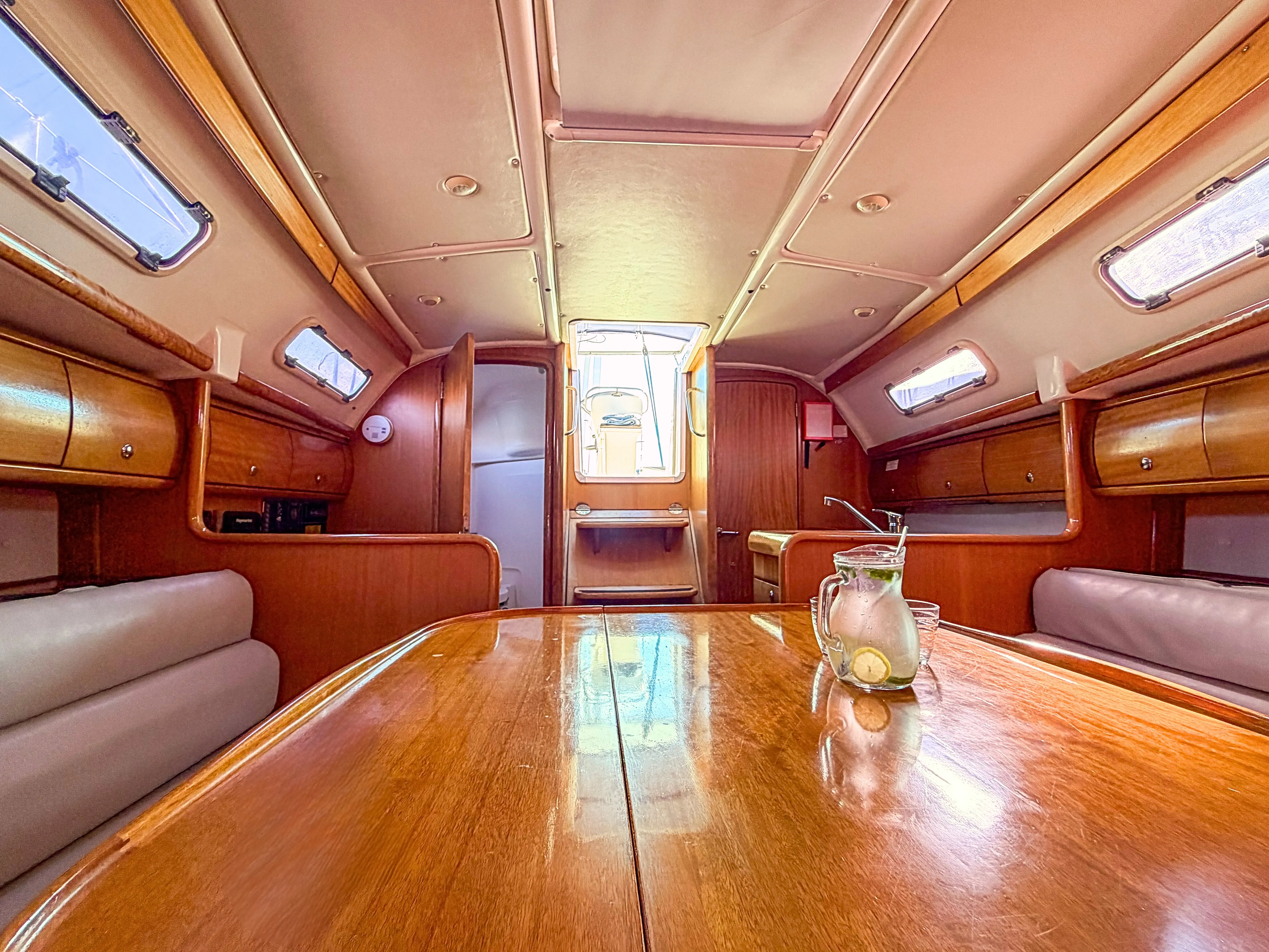 Bavaria Cruiser 32 LILA — fotografia jachty 7