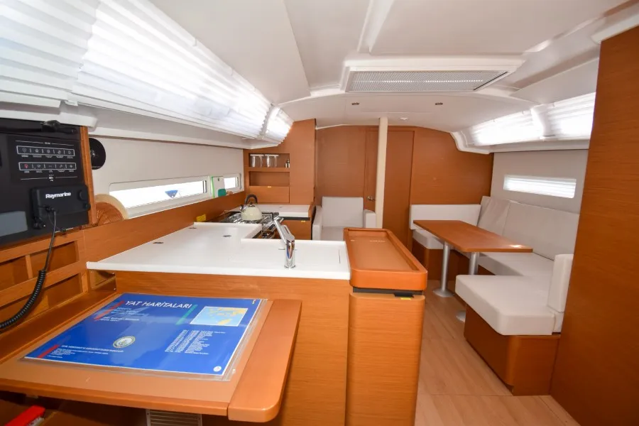 Sun Odyssey 410 Sky Ela — fotografia jachty 2