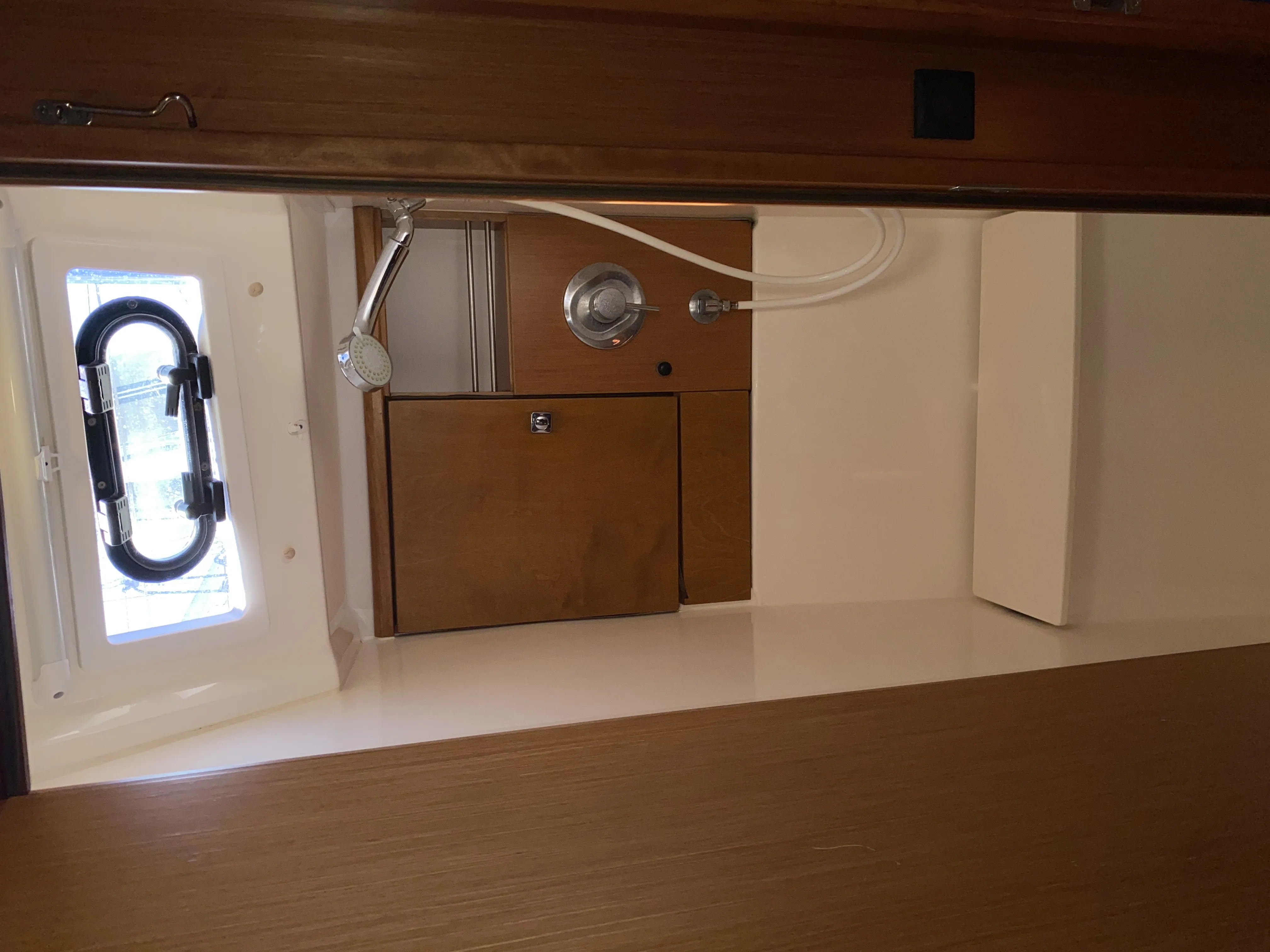 Bavaria 46 Cruiser Rea (Refit 2022) — fotografia jachty 42
