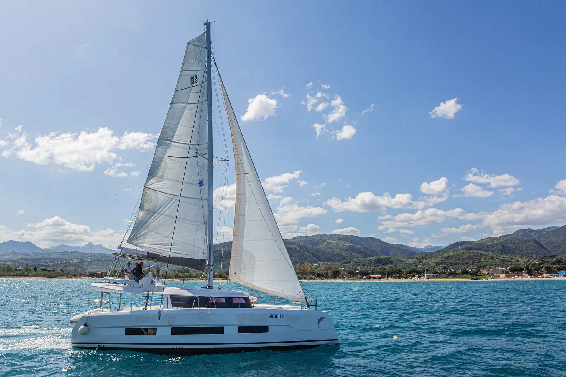 Dufour Catamaran 48 Oblivion Planet — фотография яхты 9