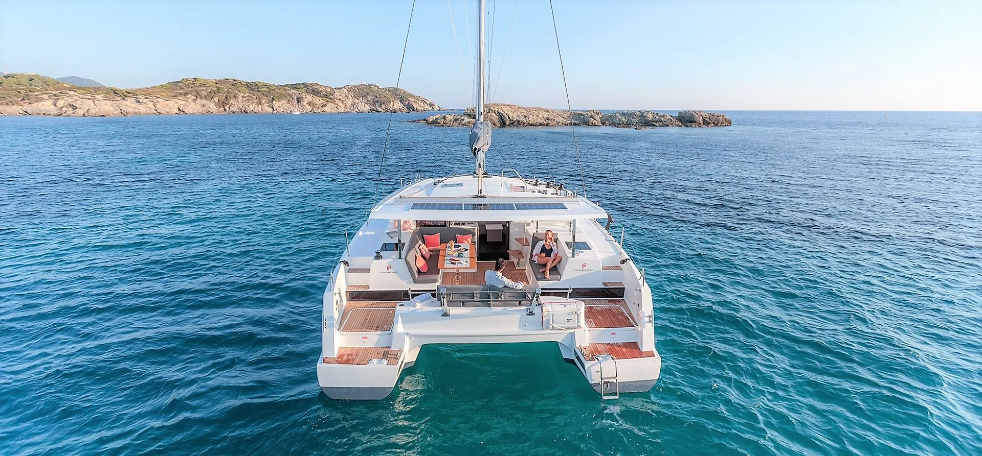 Isla 40 ALMIRIKI — фотография яхты 31
