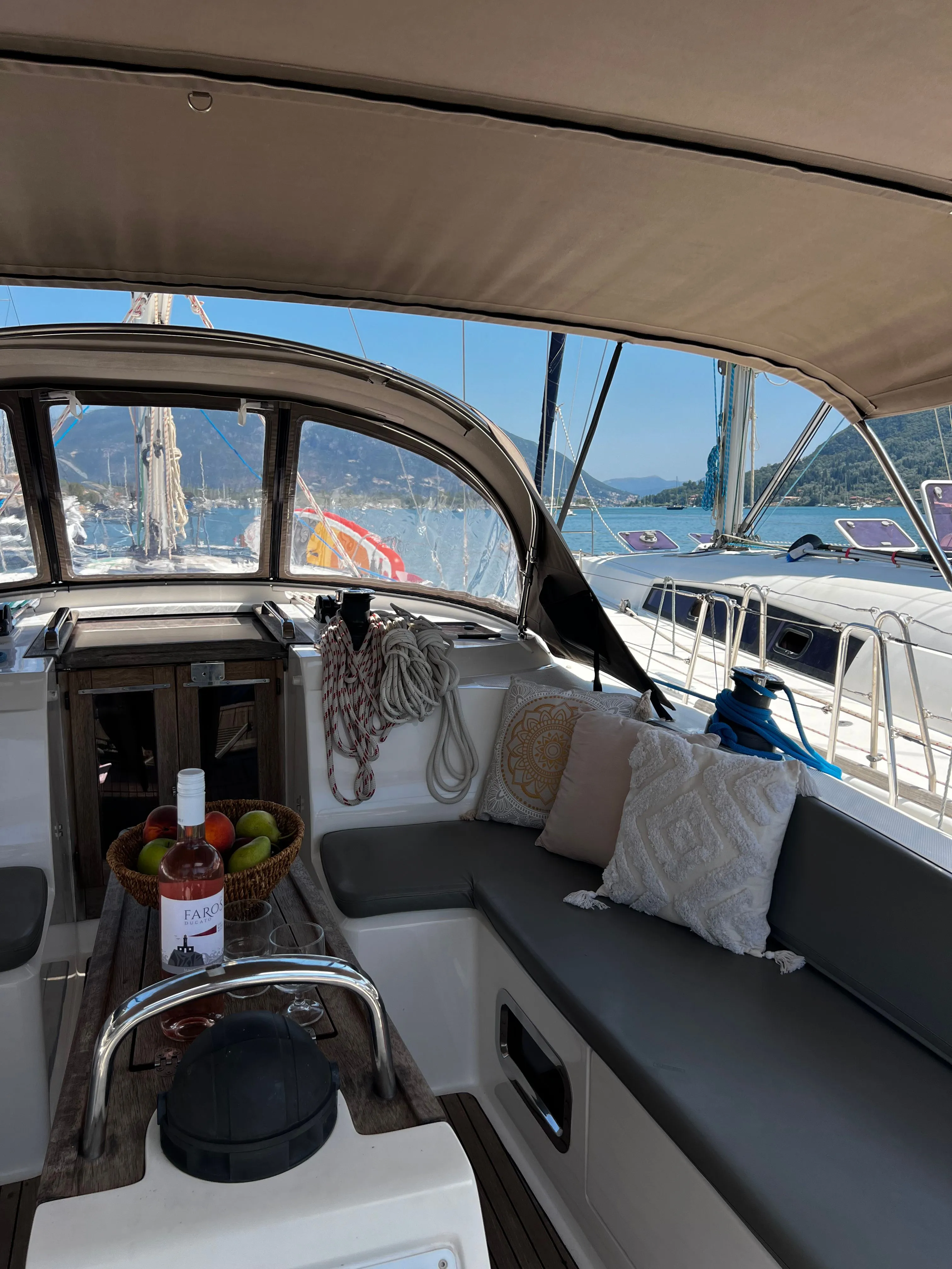 Bavaria 46 Cruiser WHISKY FOXTROT — yacht photo 17